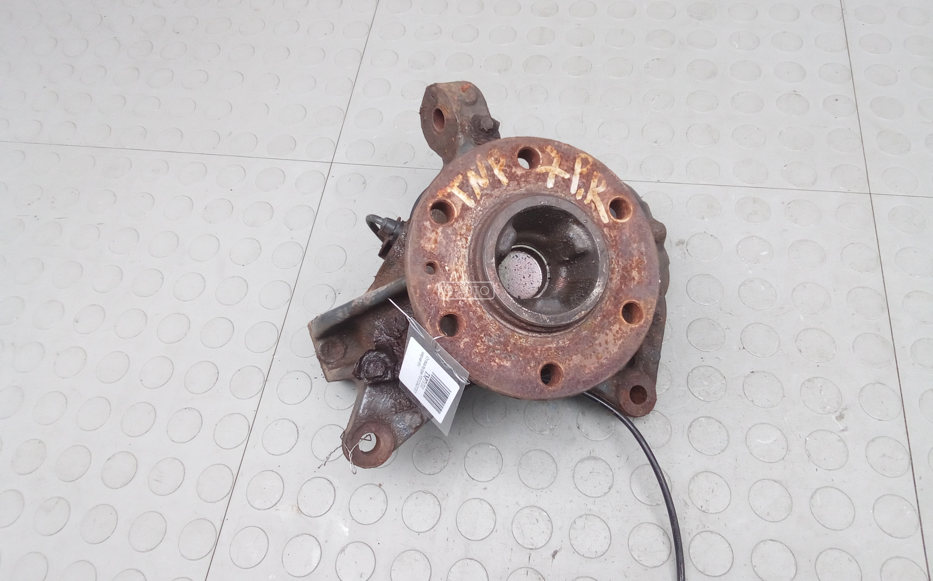 Ступица передняя правая