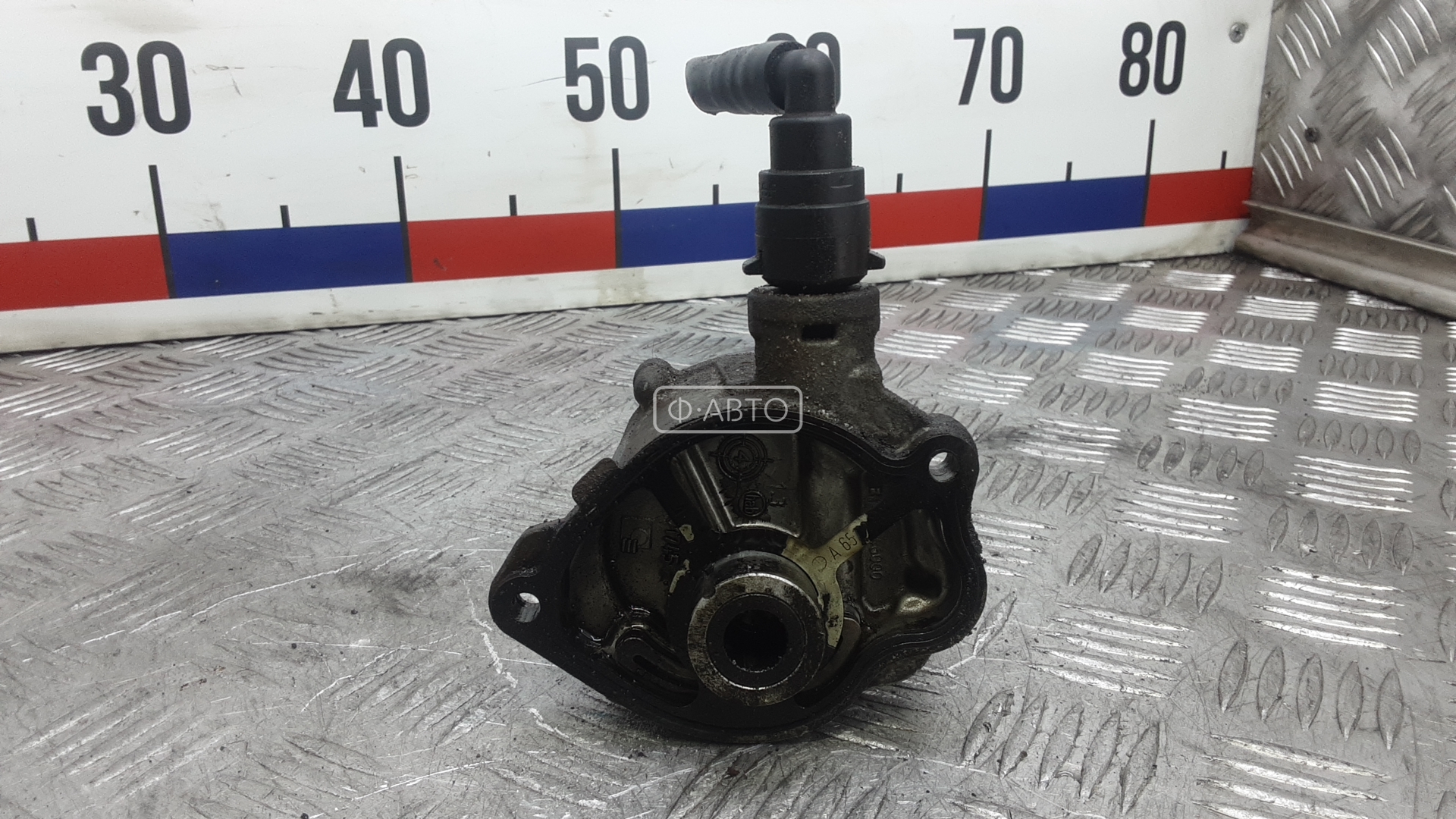 Насос вакуумный