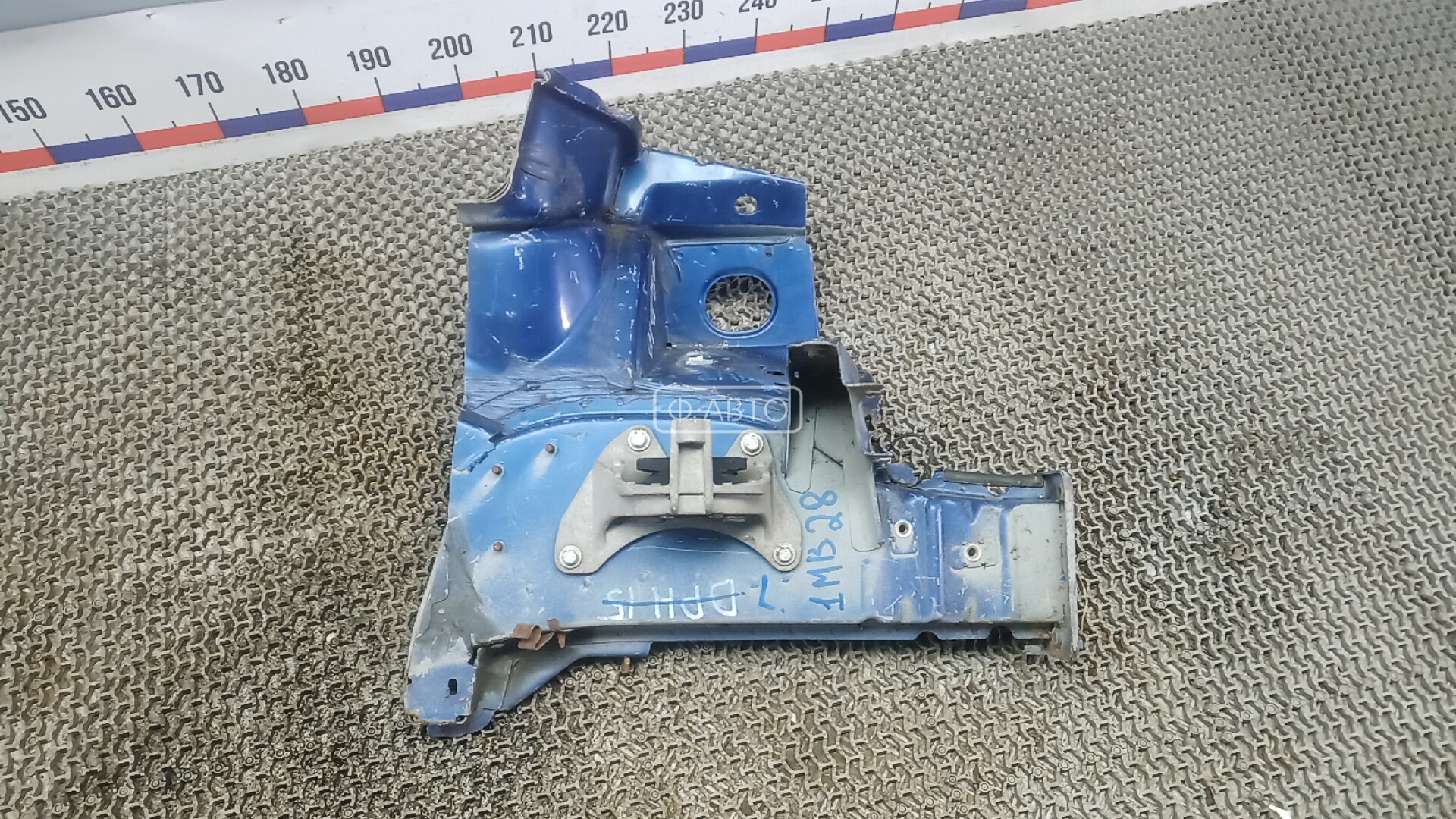 Лонжерон левый