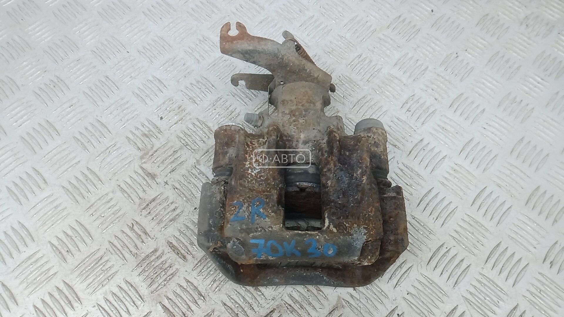 Суппорт тормозной задний правый