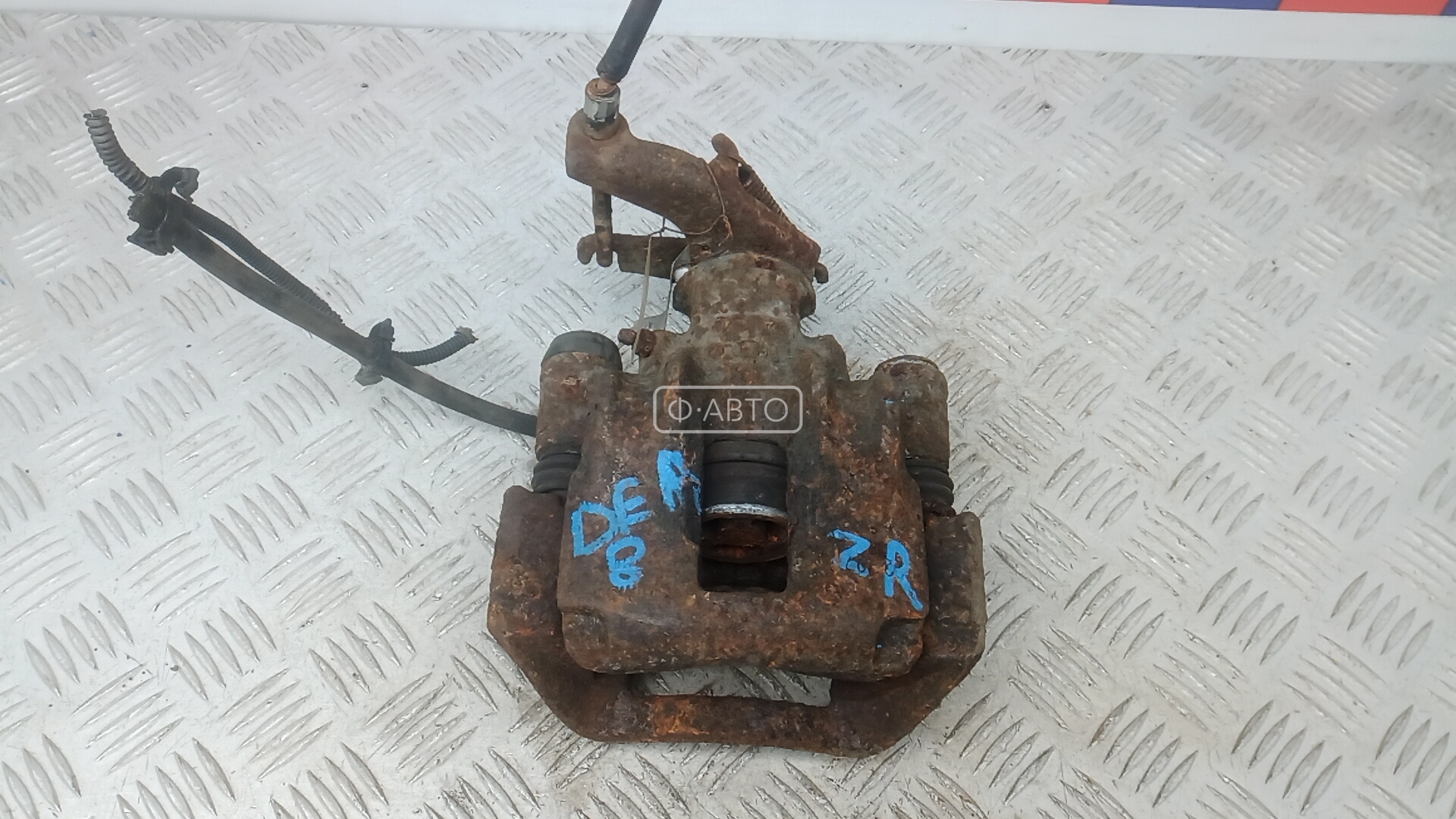 Суппорт тормозной задний правый