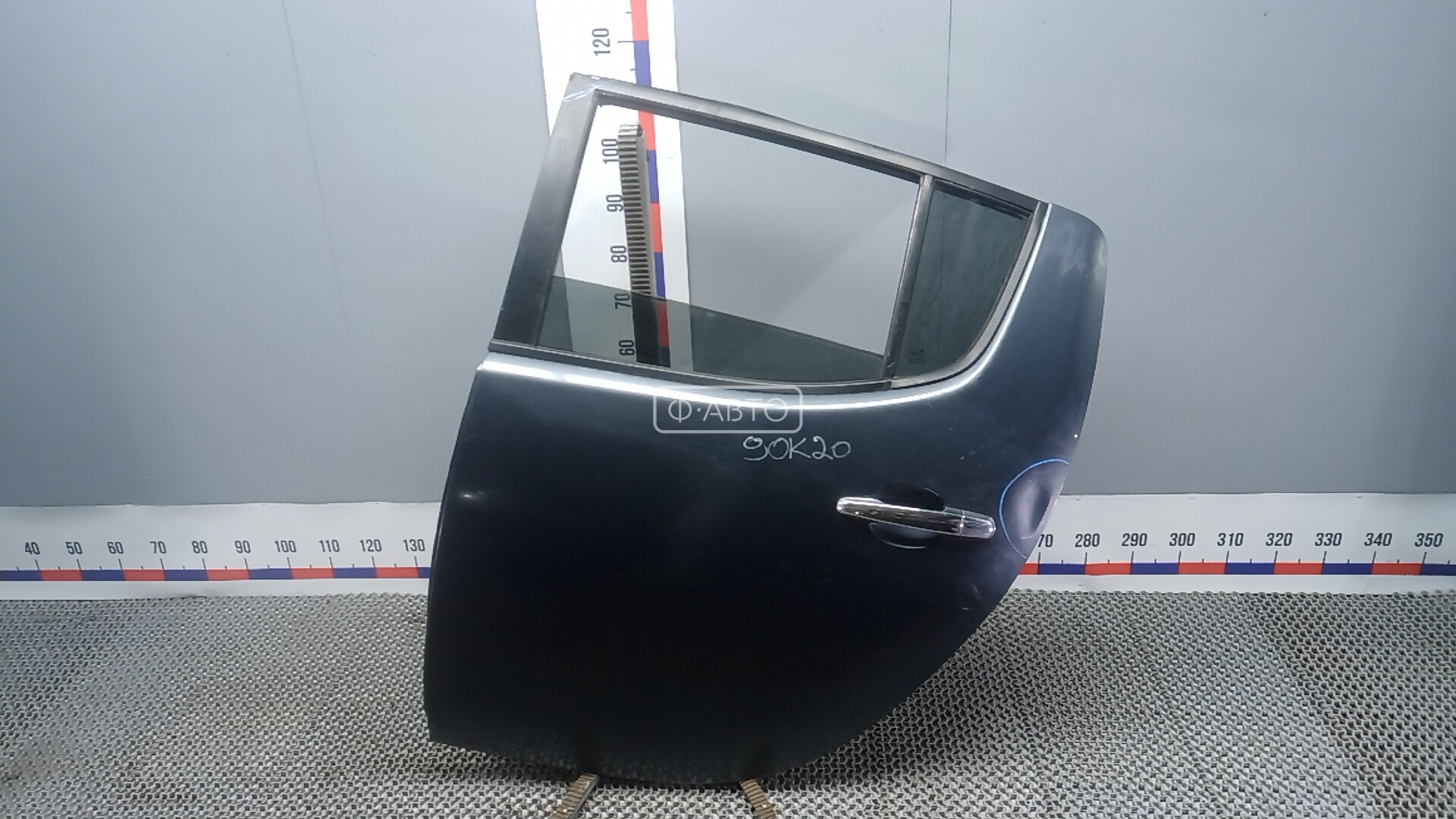 Дверь задняя левая