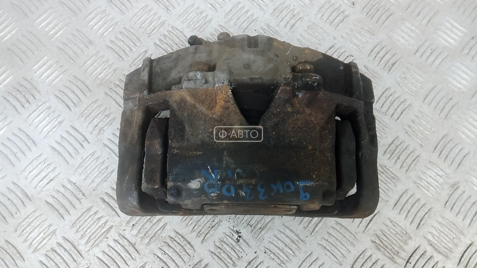 Суппорт тормозной передний правый