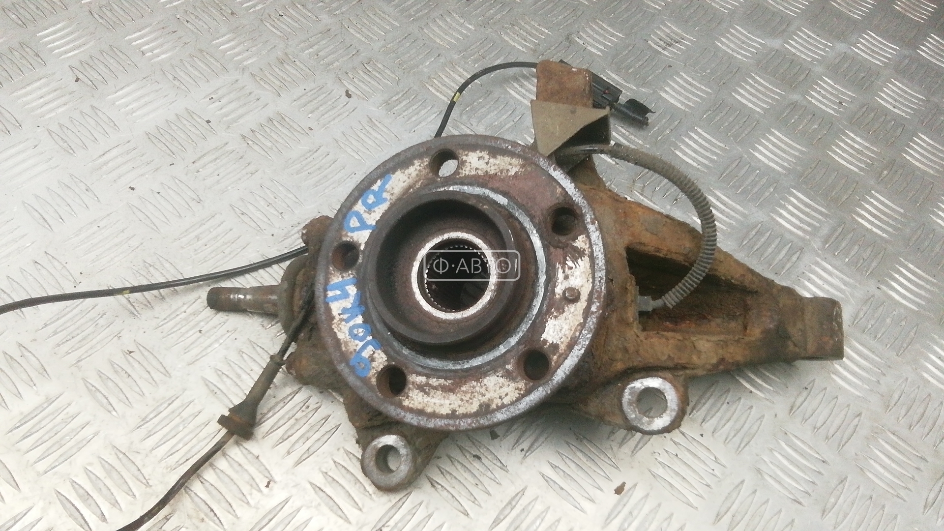 Ступица передняя правая