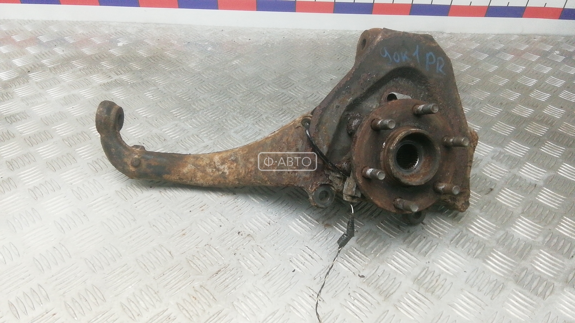 Ступица передняя правая