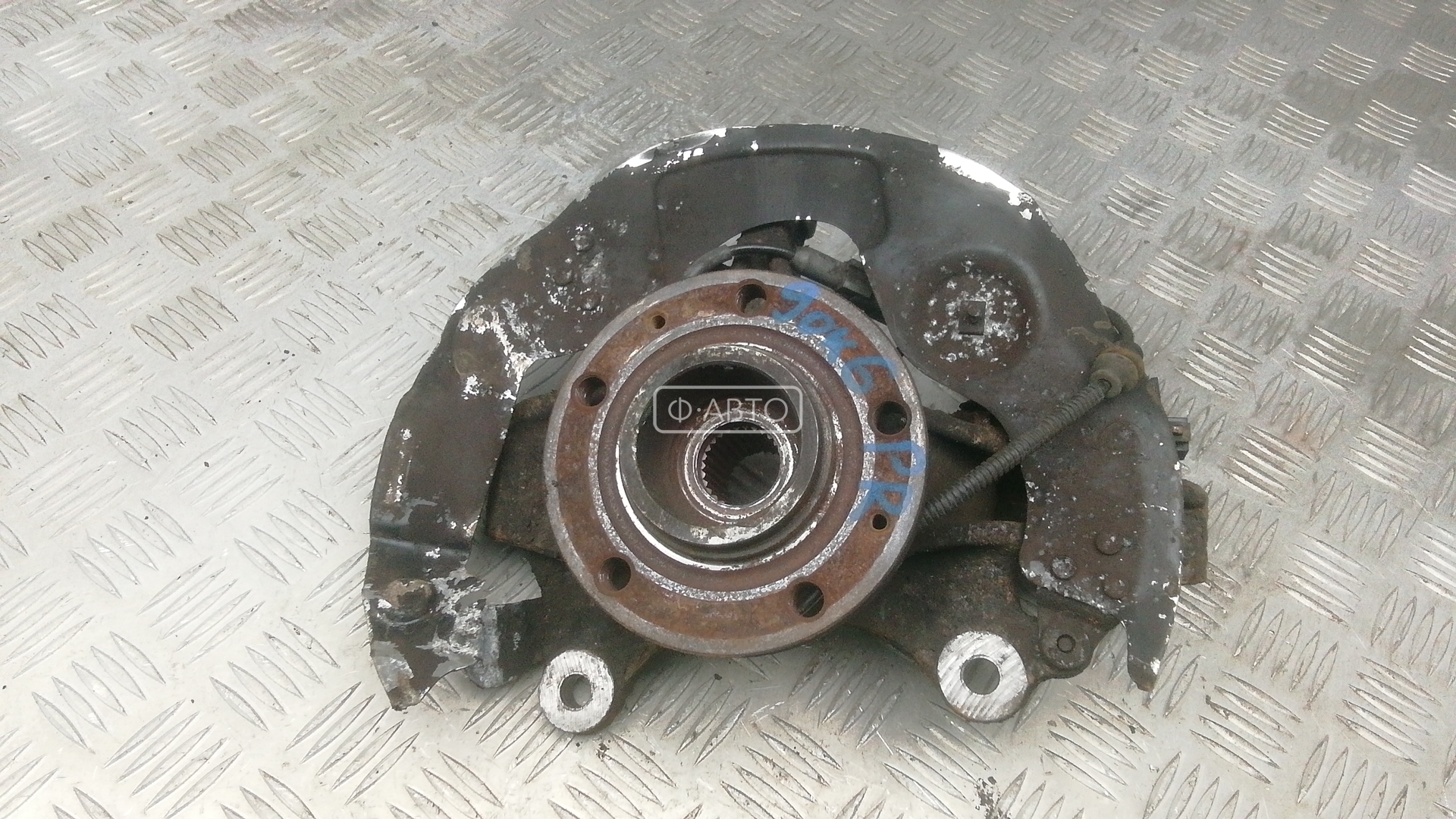 Ступица передняя правая