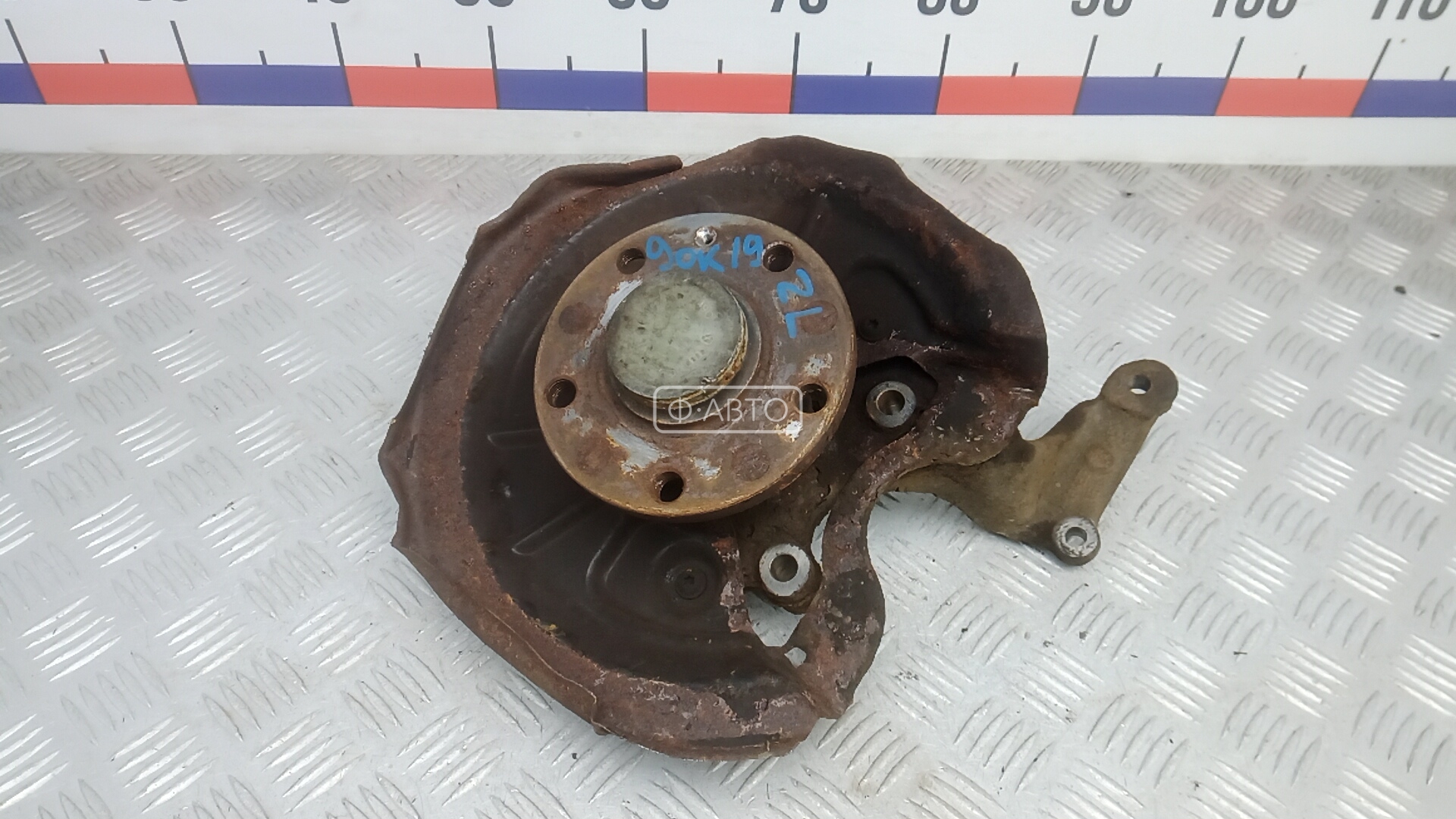 Ступица задняя левая