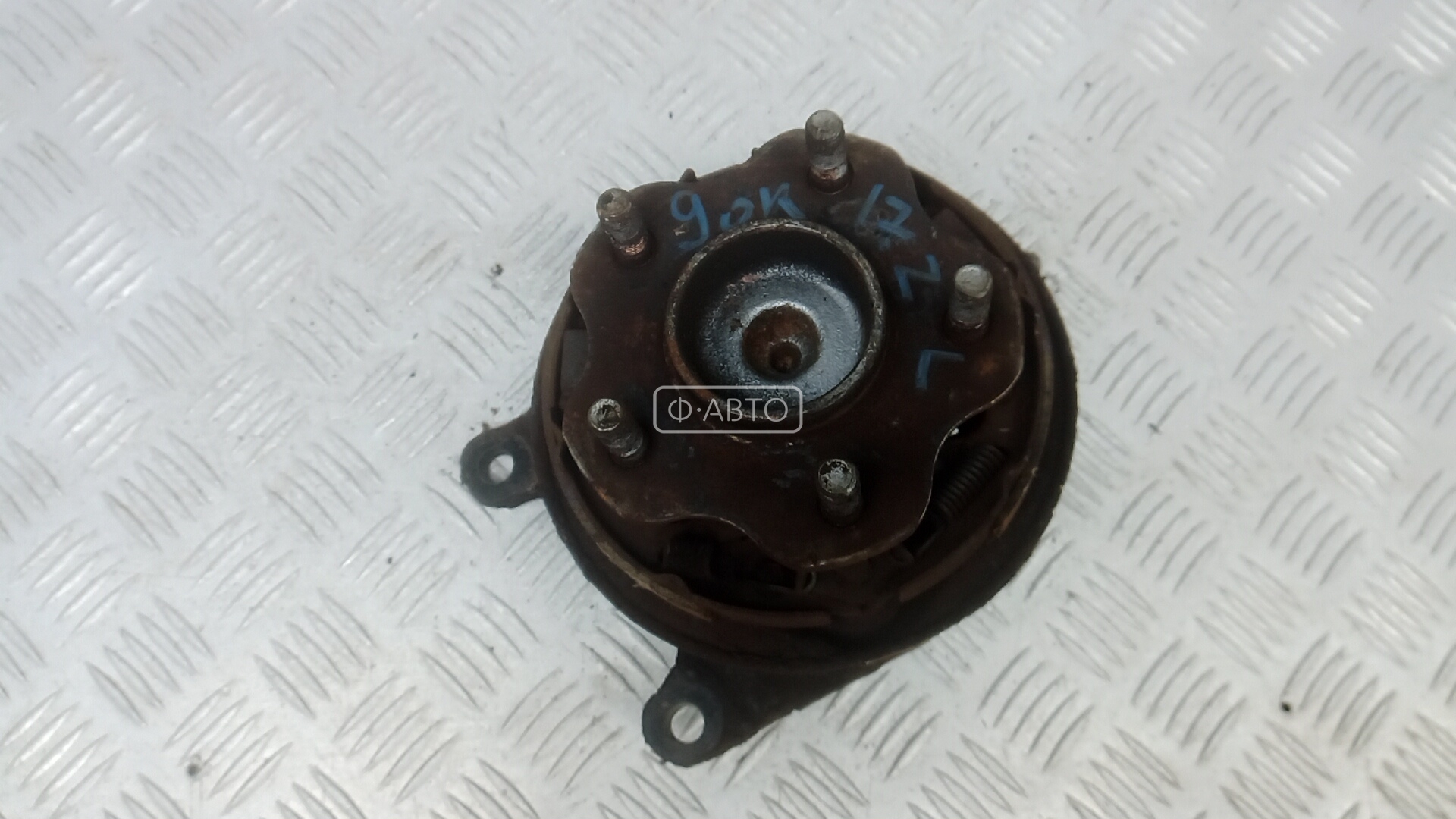 Ступица задняя левая NISSAN QASHQAI