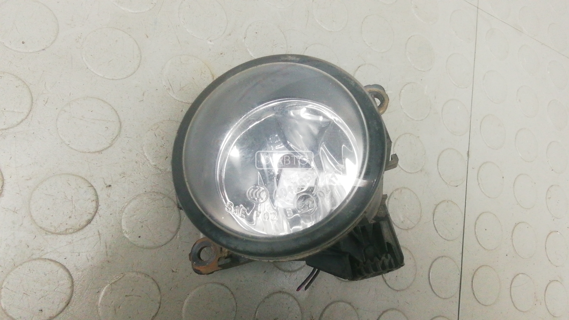 Фара галогенная левая передняя