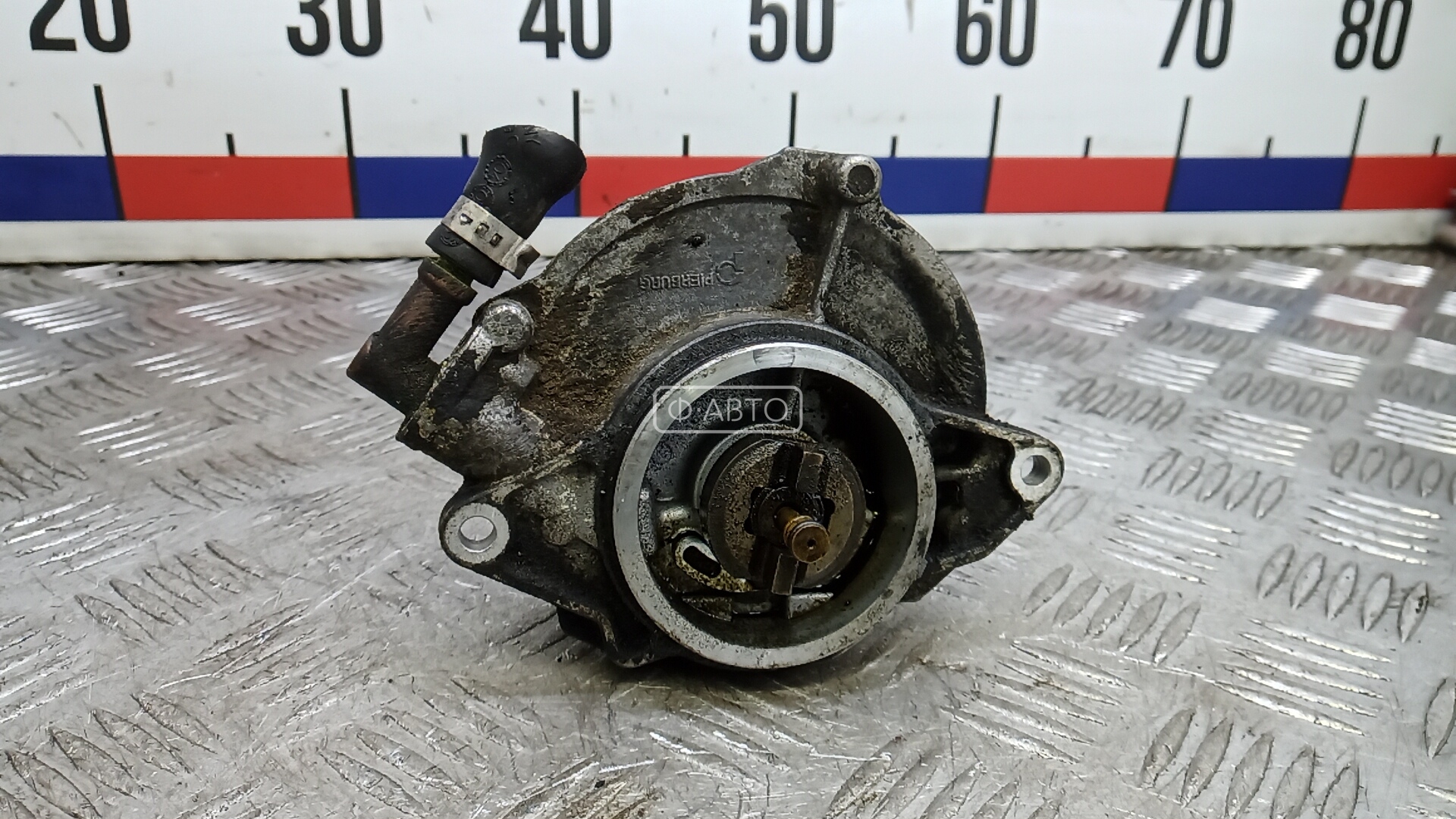 Насос вакуумный