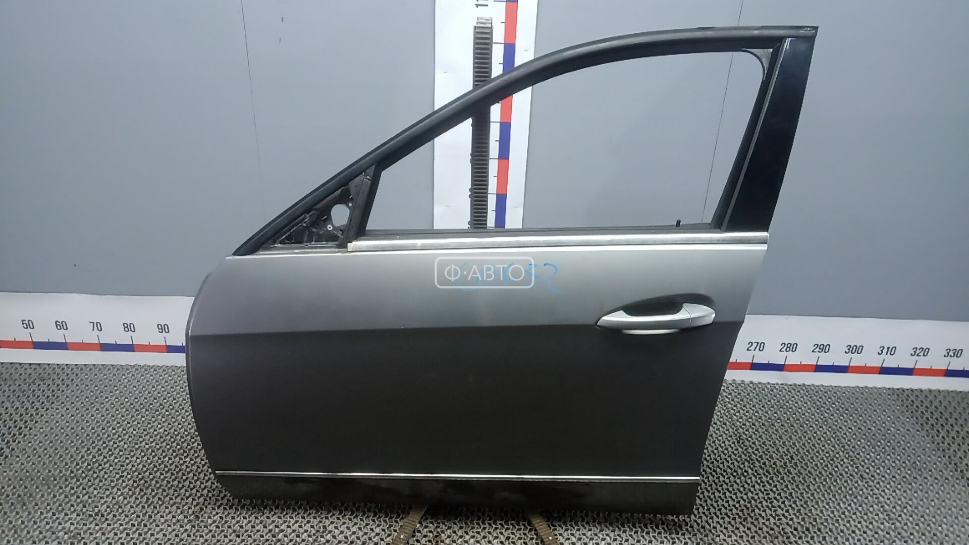 Дверь передняя левая