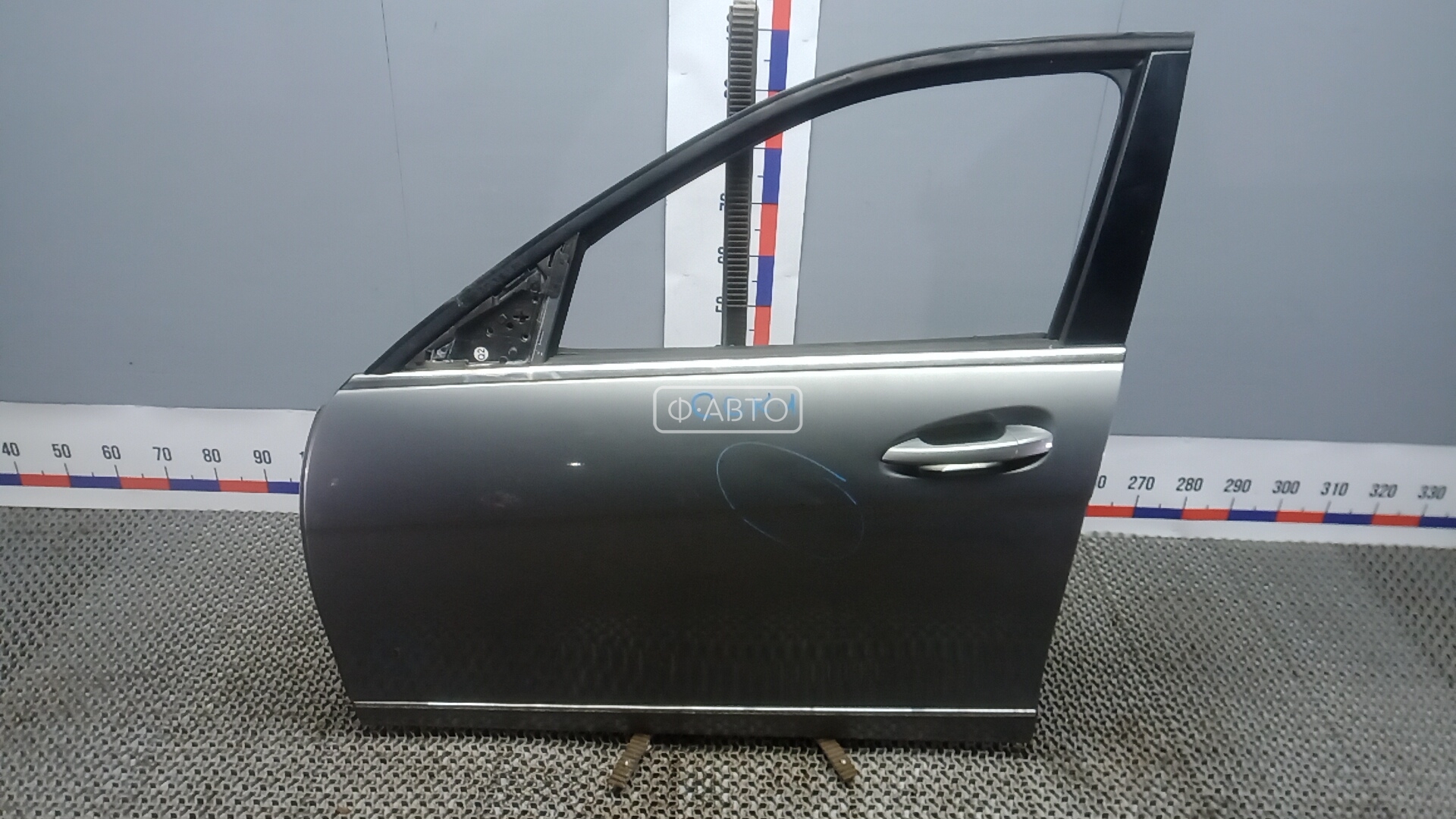 Дверь передняя левая