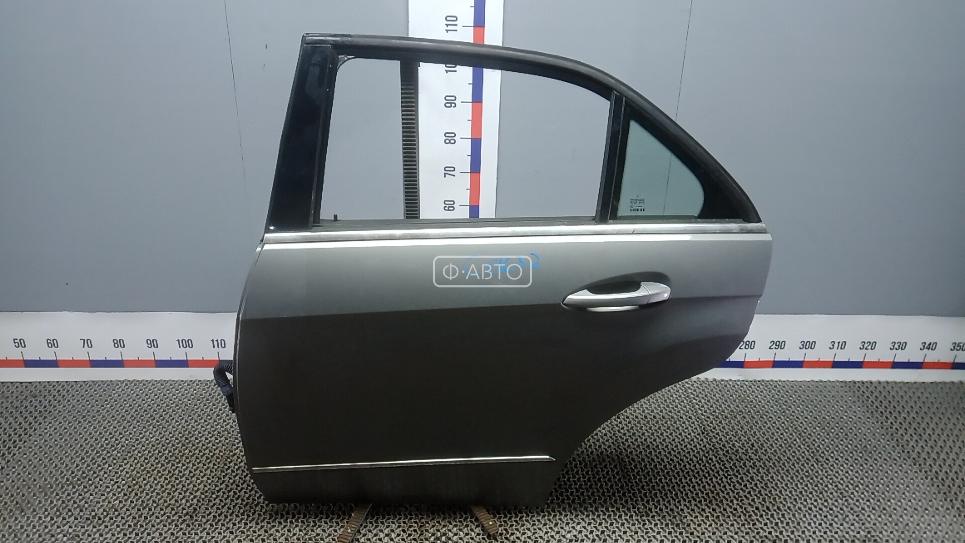 Дверь задняя левая