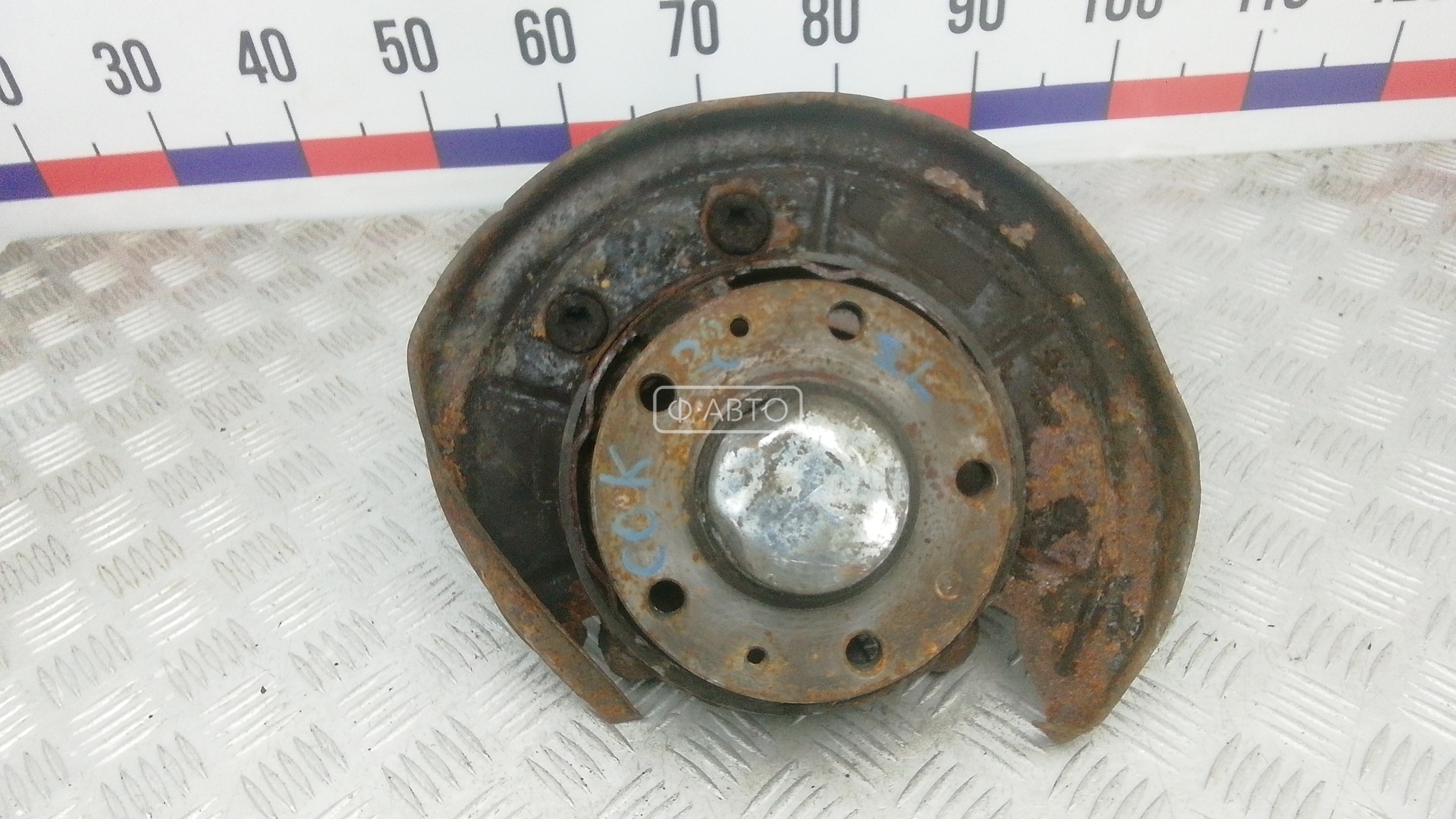 Ступица задняя левая