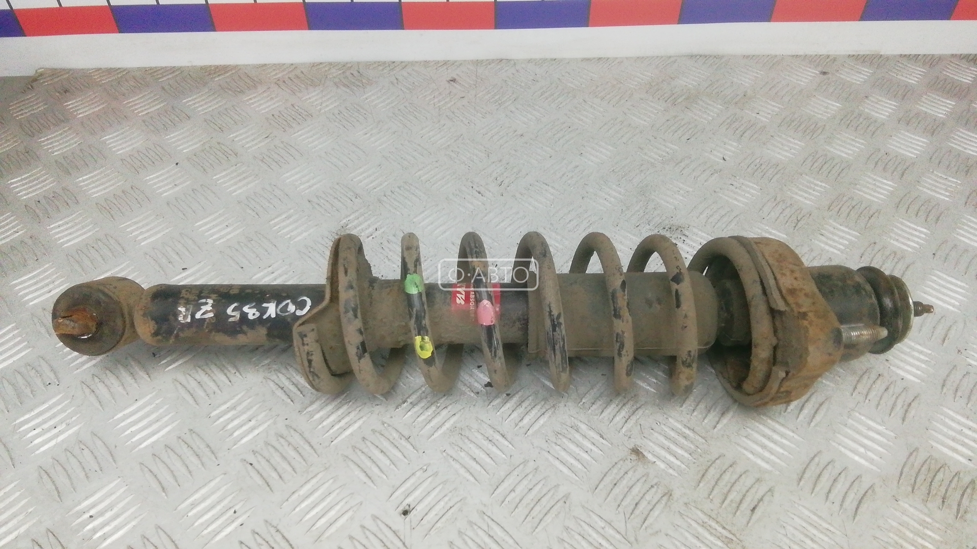 Стойка задняя правая