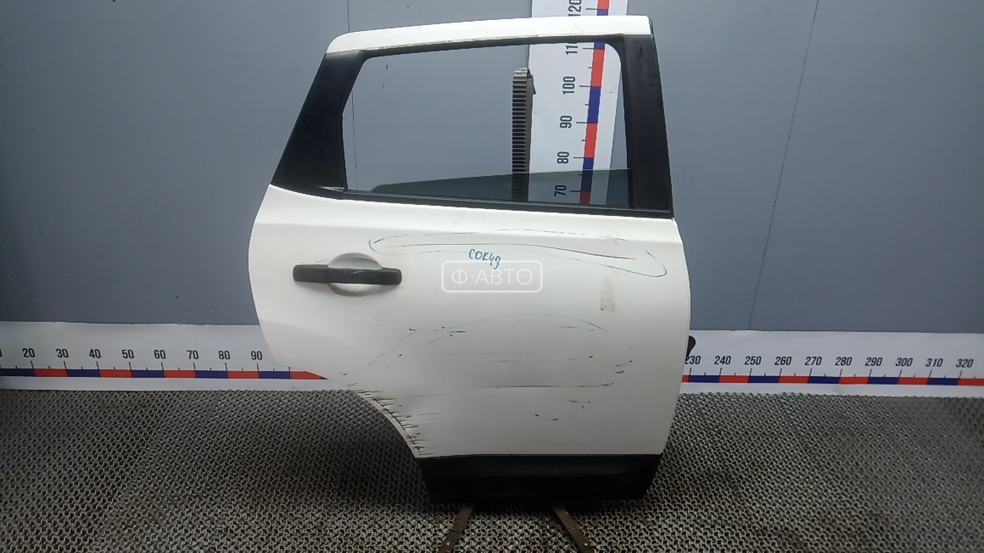 Дверь задняя правая