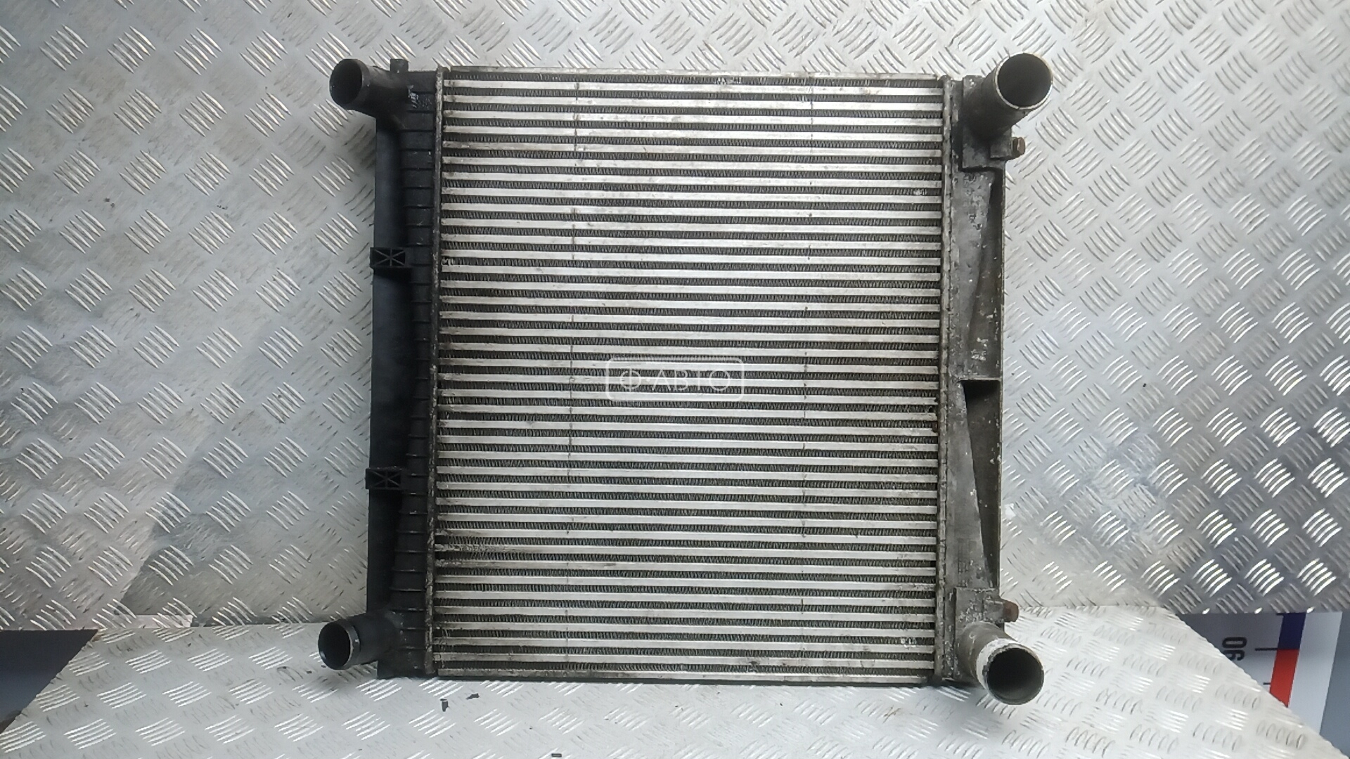 Радиатор интеркулера