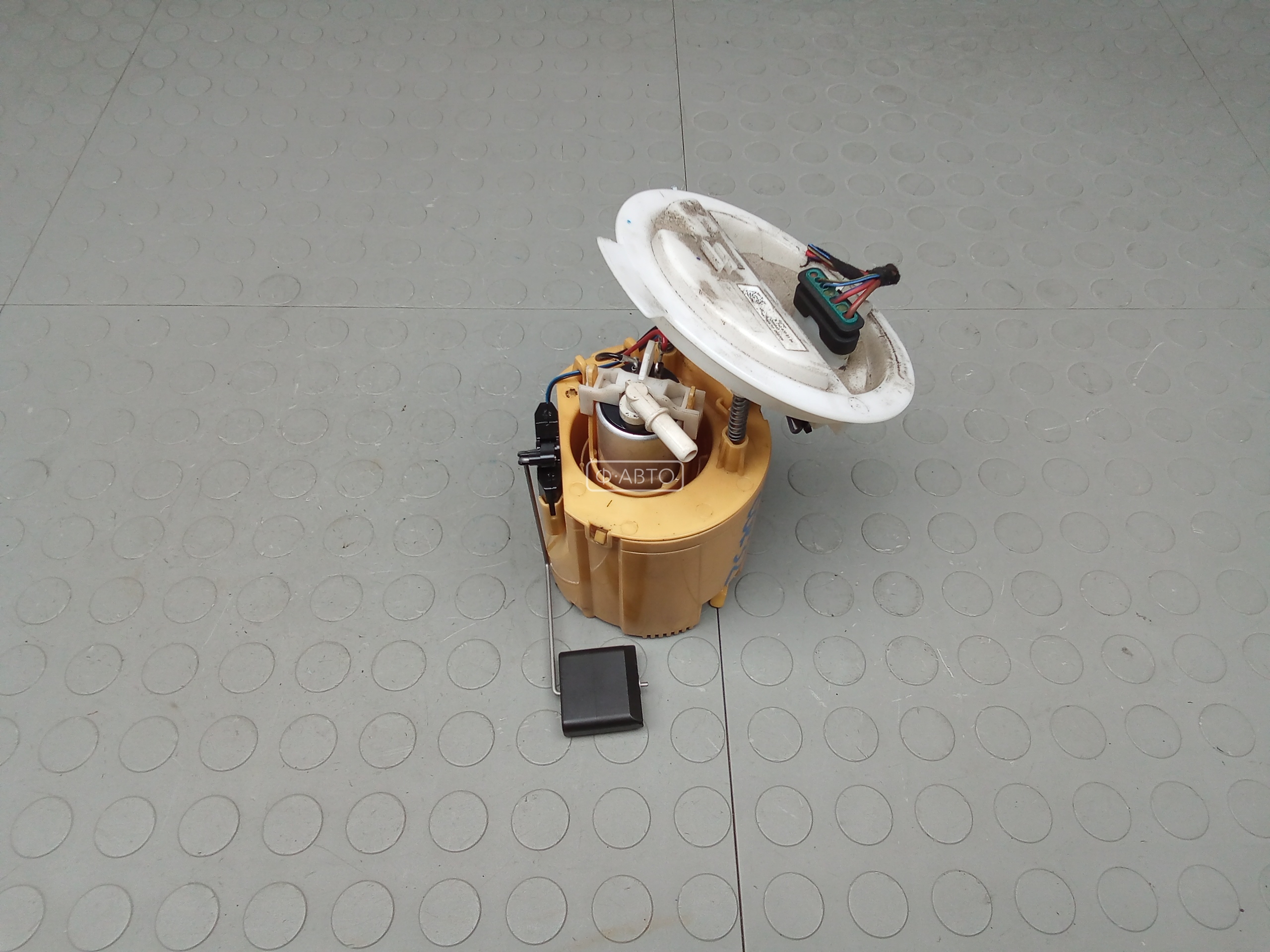 Насос топливный электрический