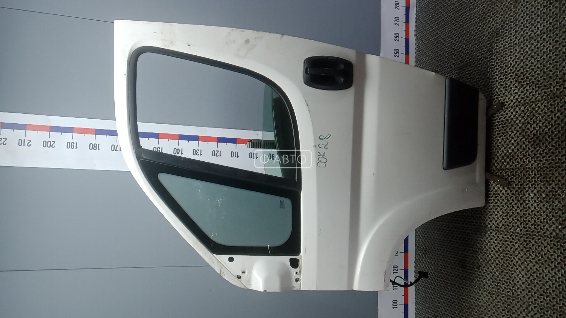 Дверь передняя левая