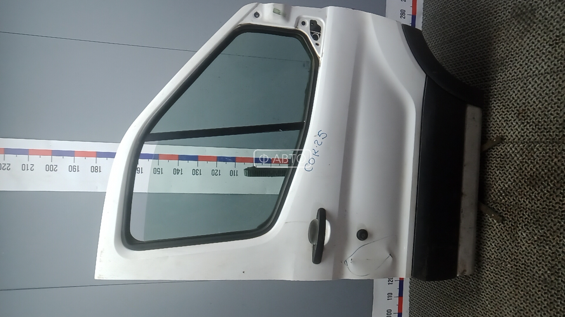 Дверь передняя правая FORD TRANSIT