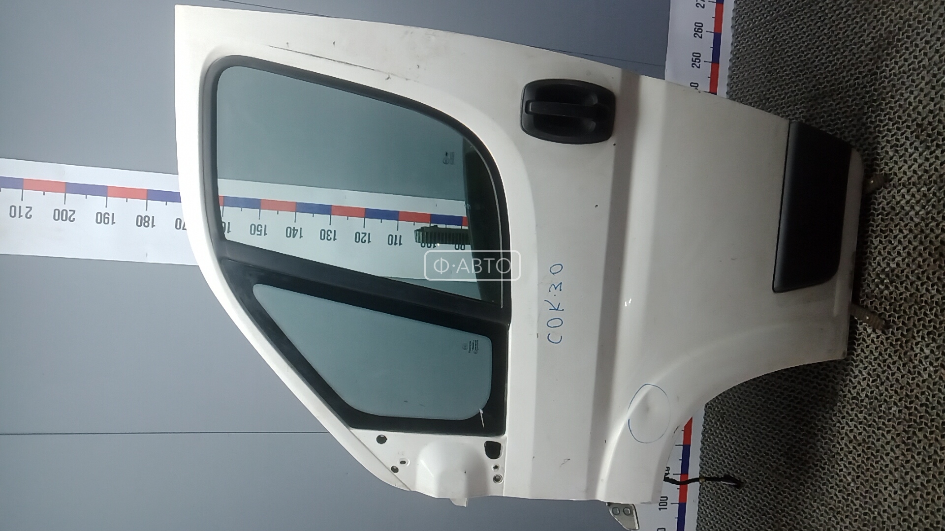 Дверь передняя левая