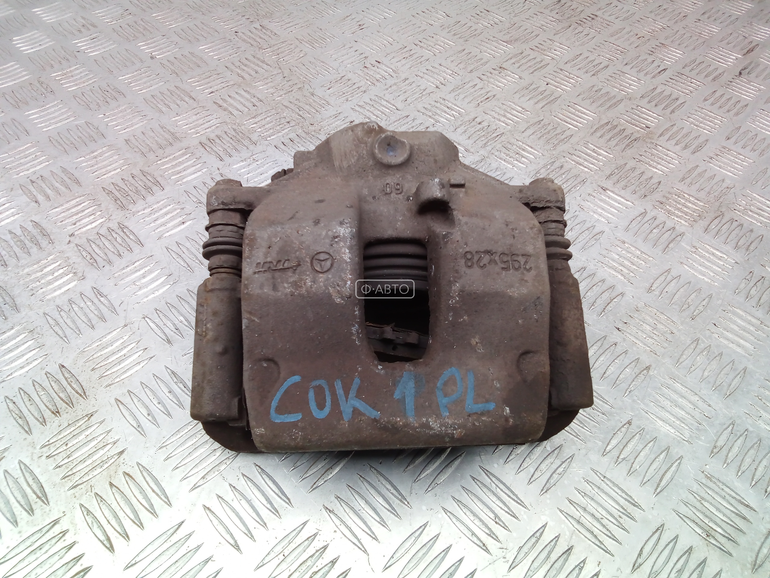 Суппорт тормозной передний левый