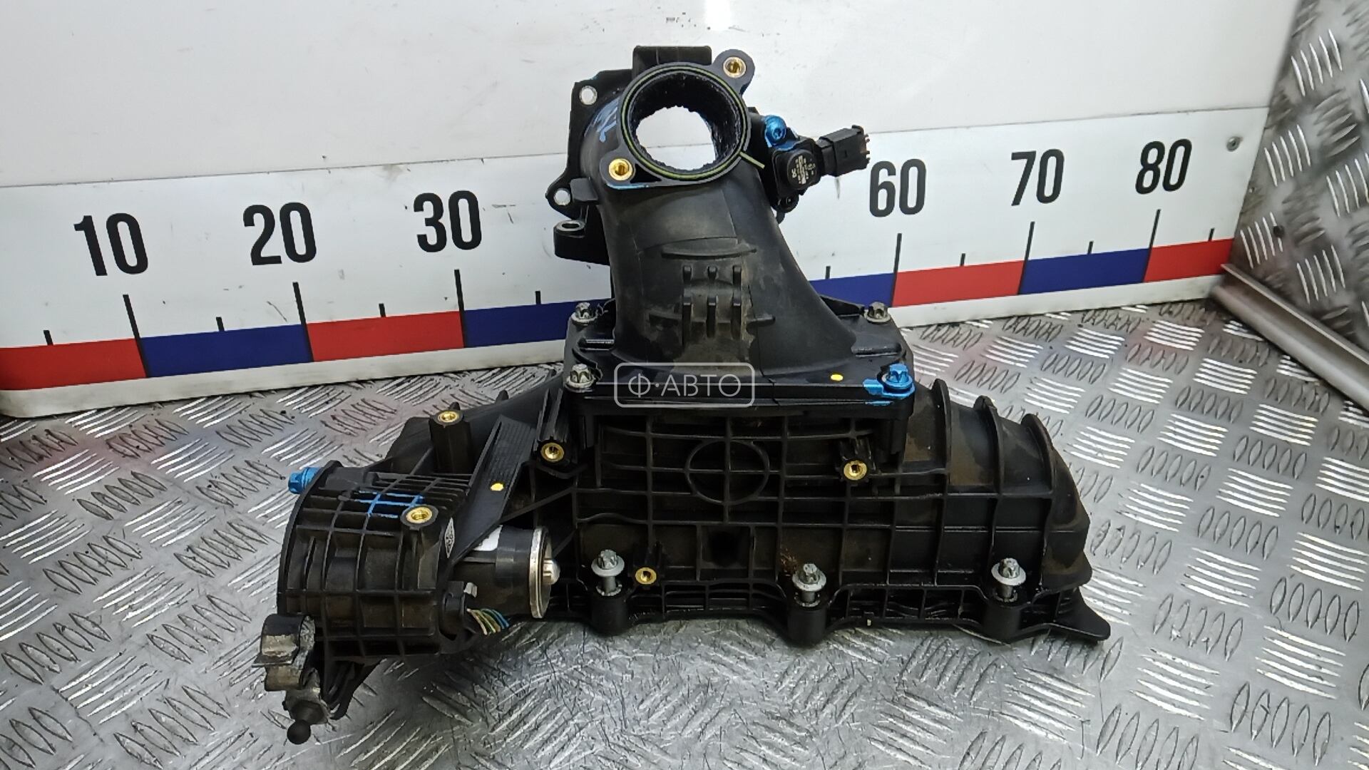 Впускной коллектор дизельный