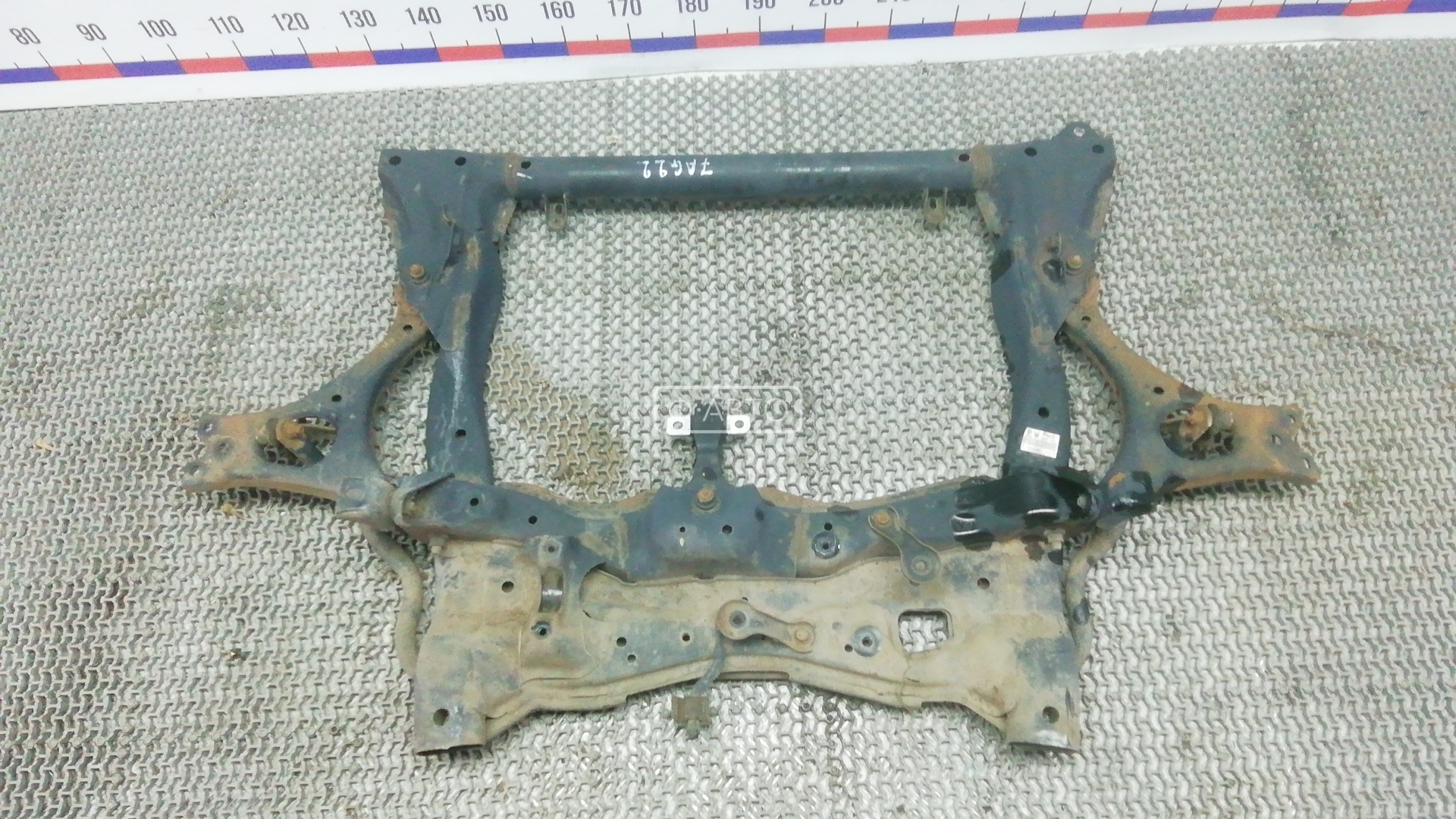 Балка подвески передняя