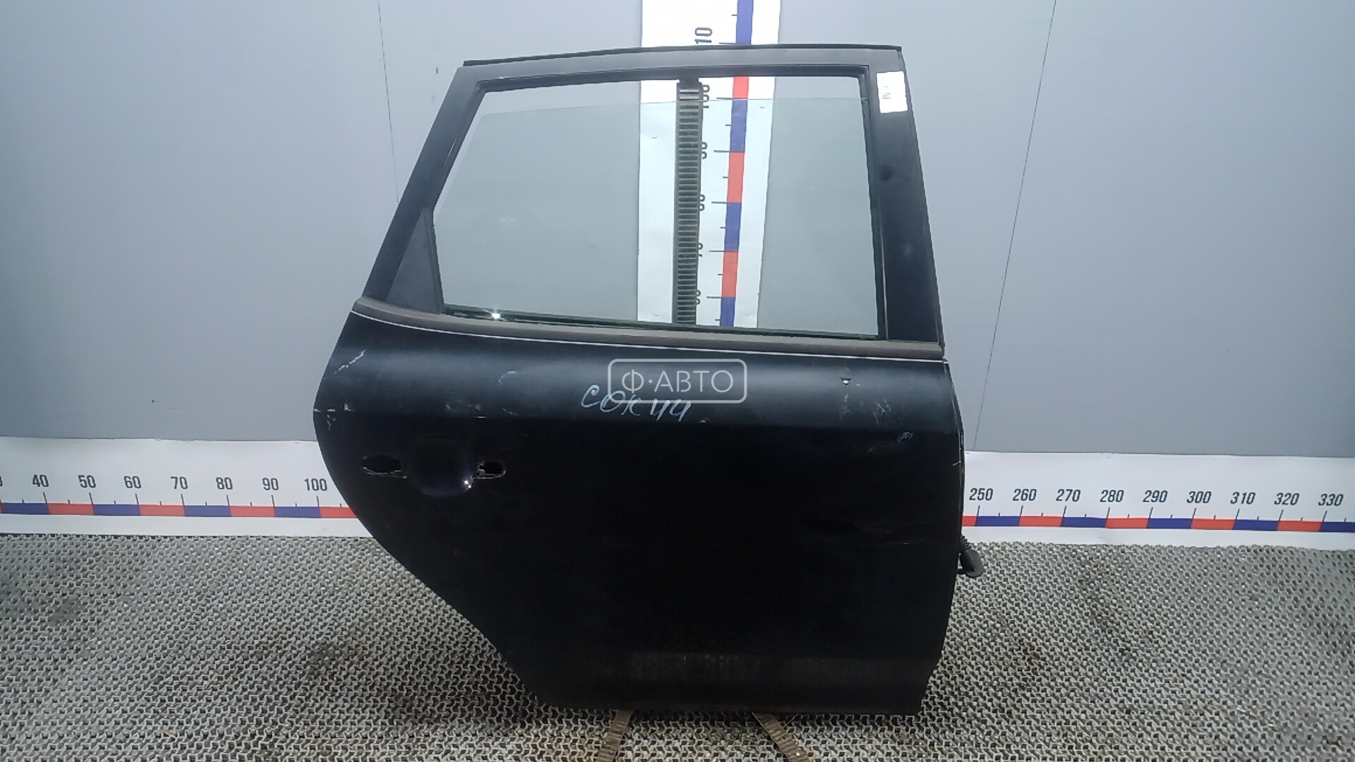 Дверь задняя правая