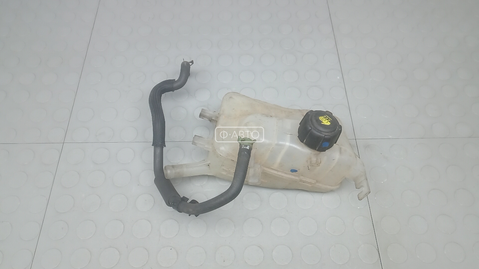 Бачок расширительный