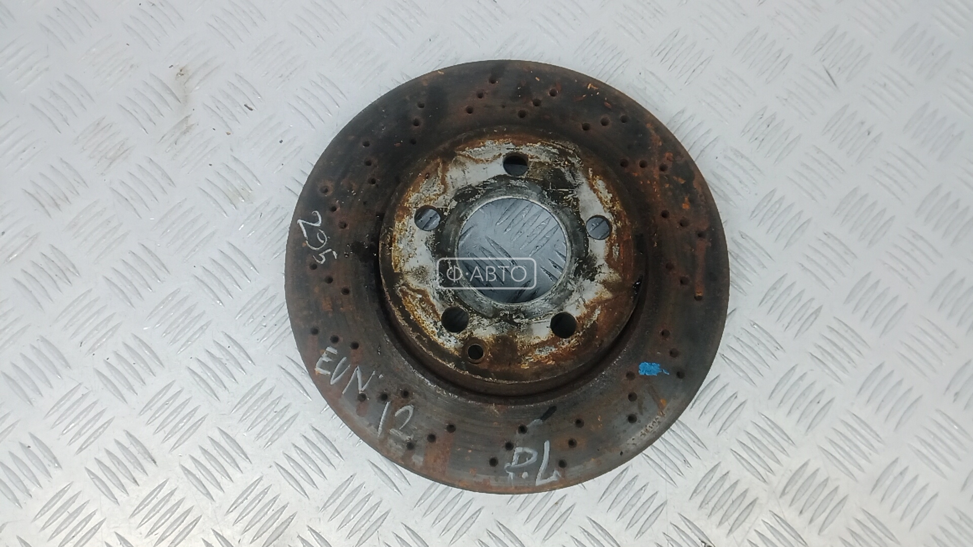 Диск тормозной передний