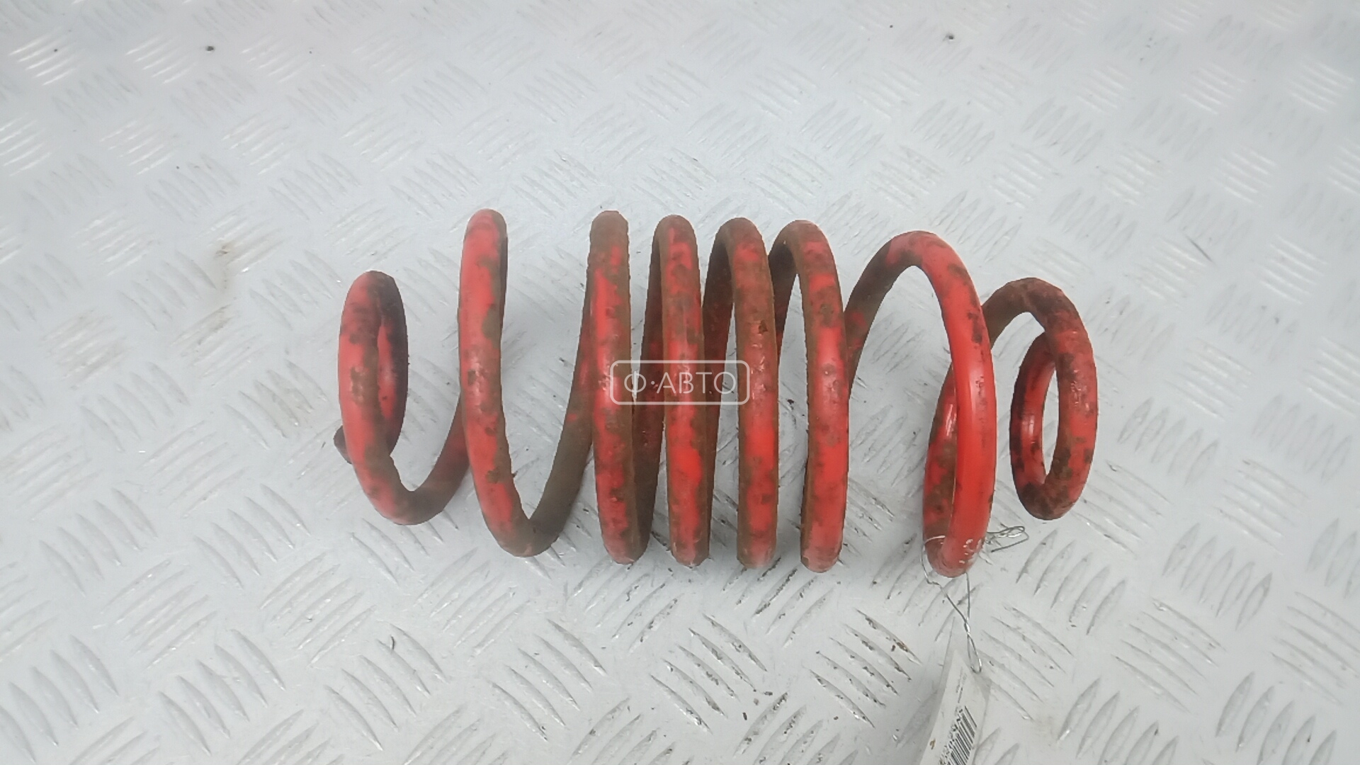 Пружина задняя