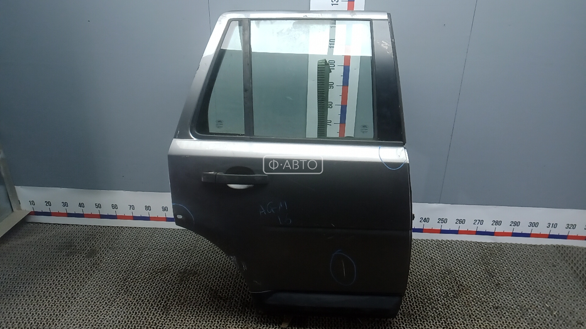 Дверь задняя правая