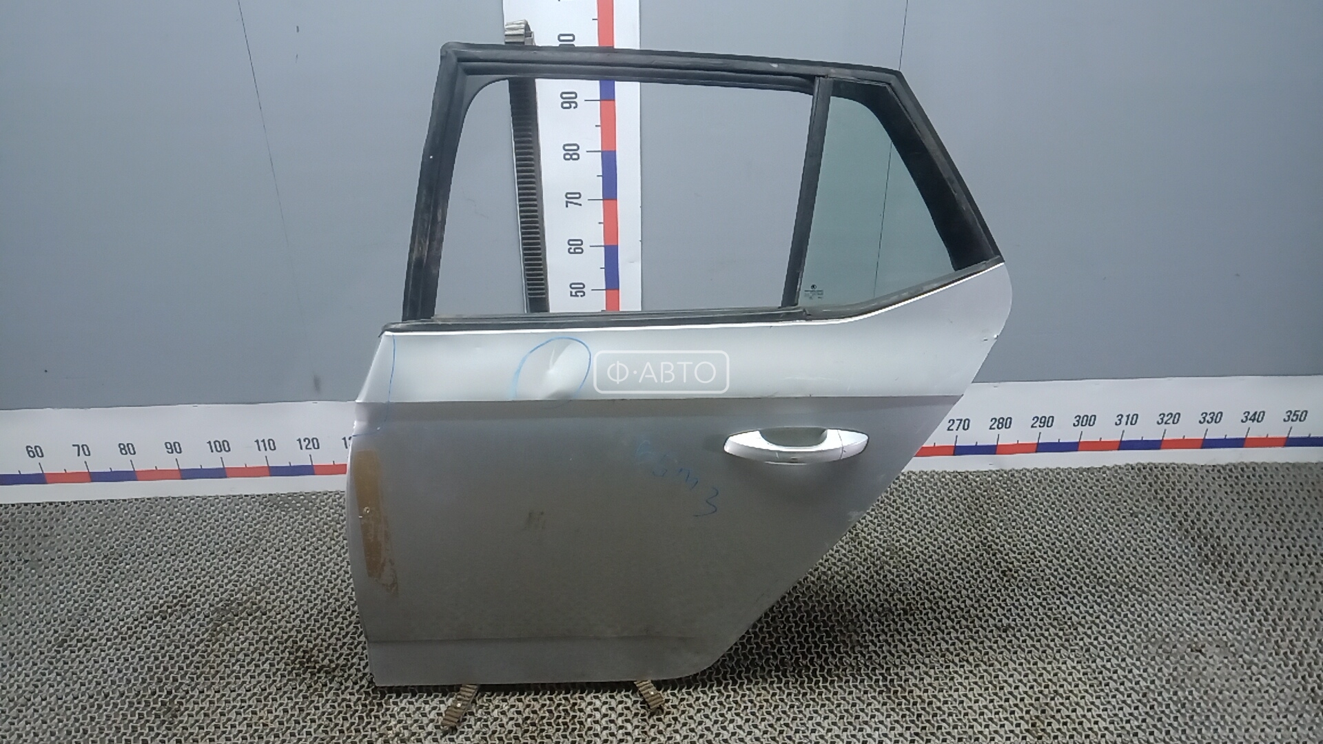 Дверь задняя левая