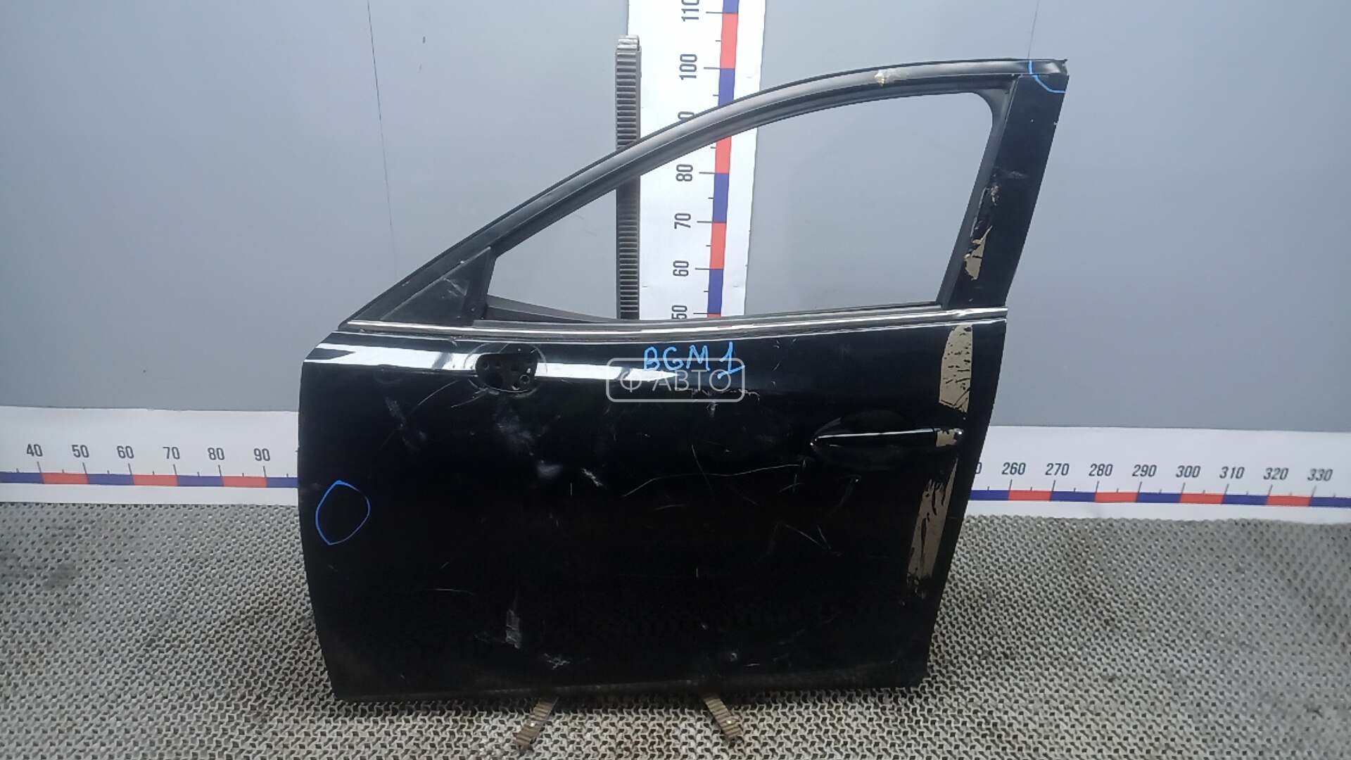 Дверь передняя левая