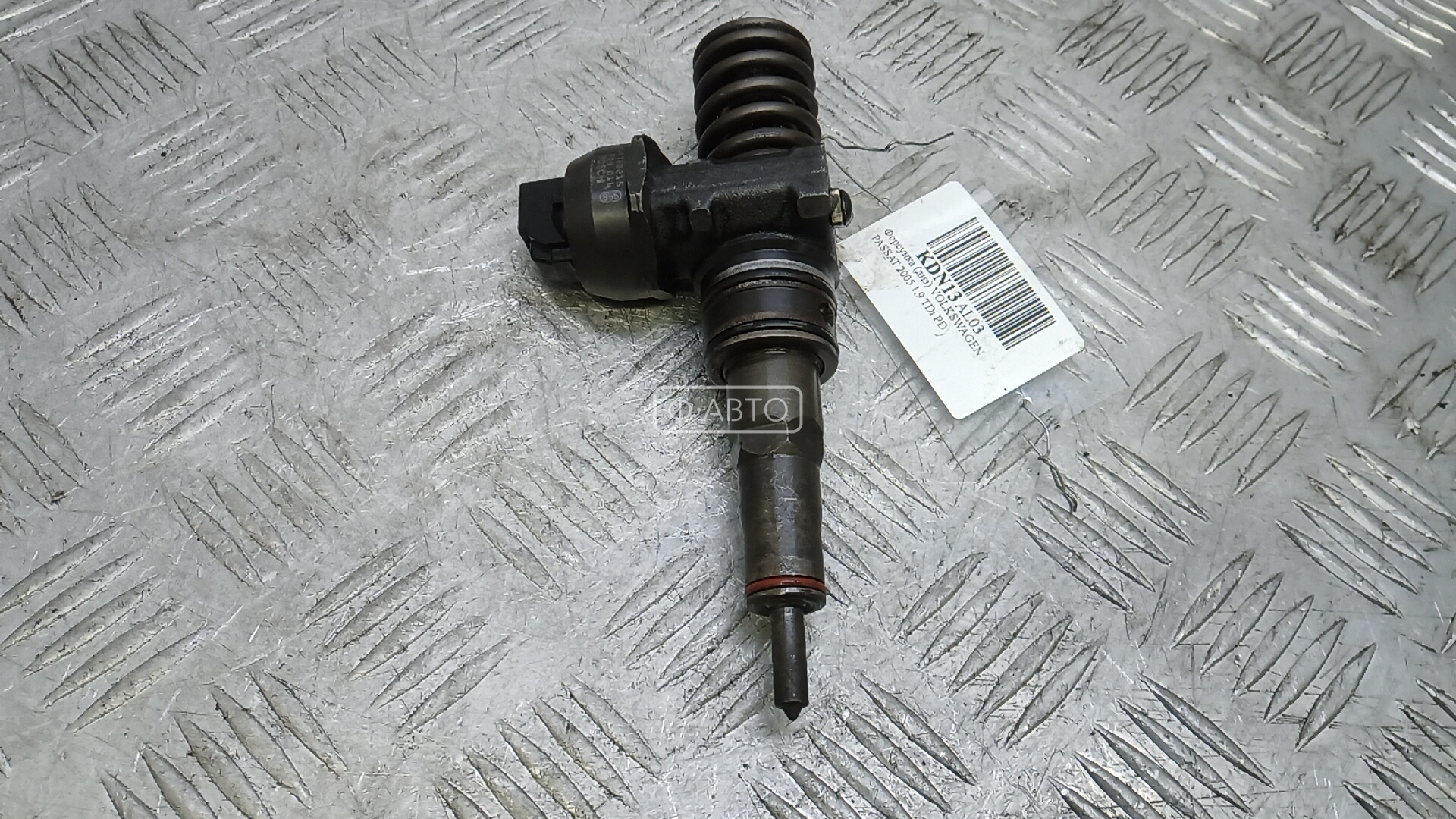Форсунка дизельная VOLKSWAGEN PASSAT