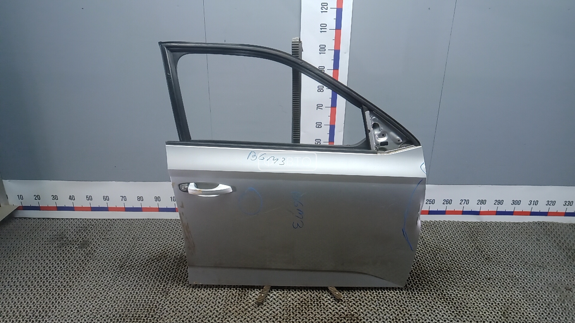 Дверь передняя правая