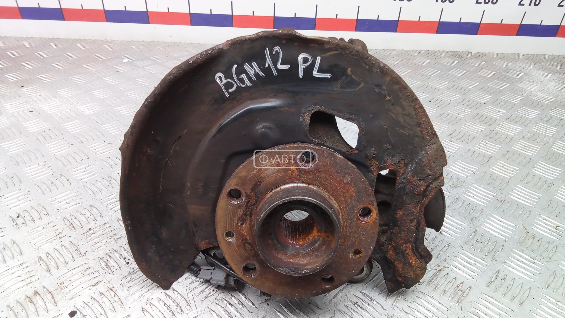 Ступица передняя левая