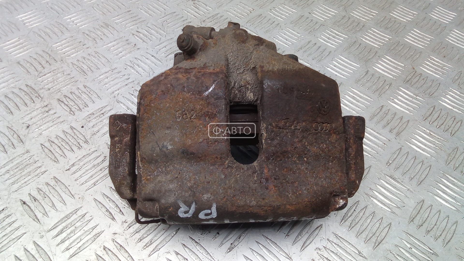 Суппорт тормозной передний правый