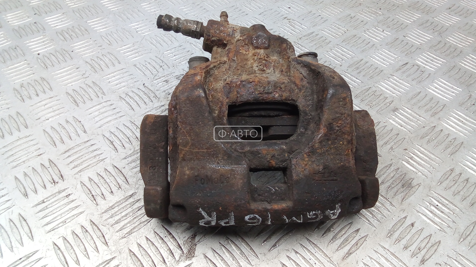 Суппорт тормозной передний правый