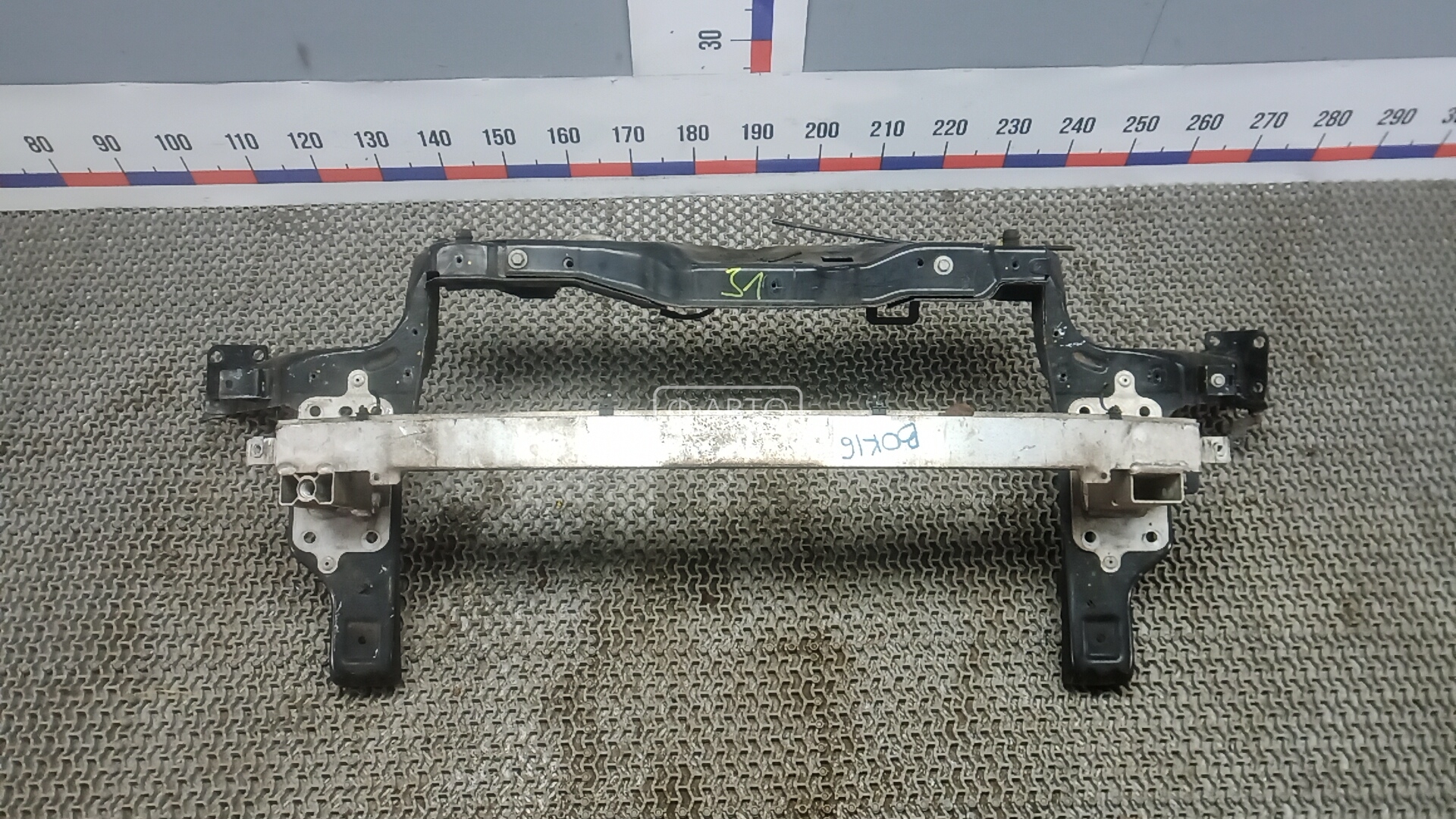 Передняя панель крепления облицовки (телевизор)