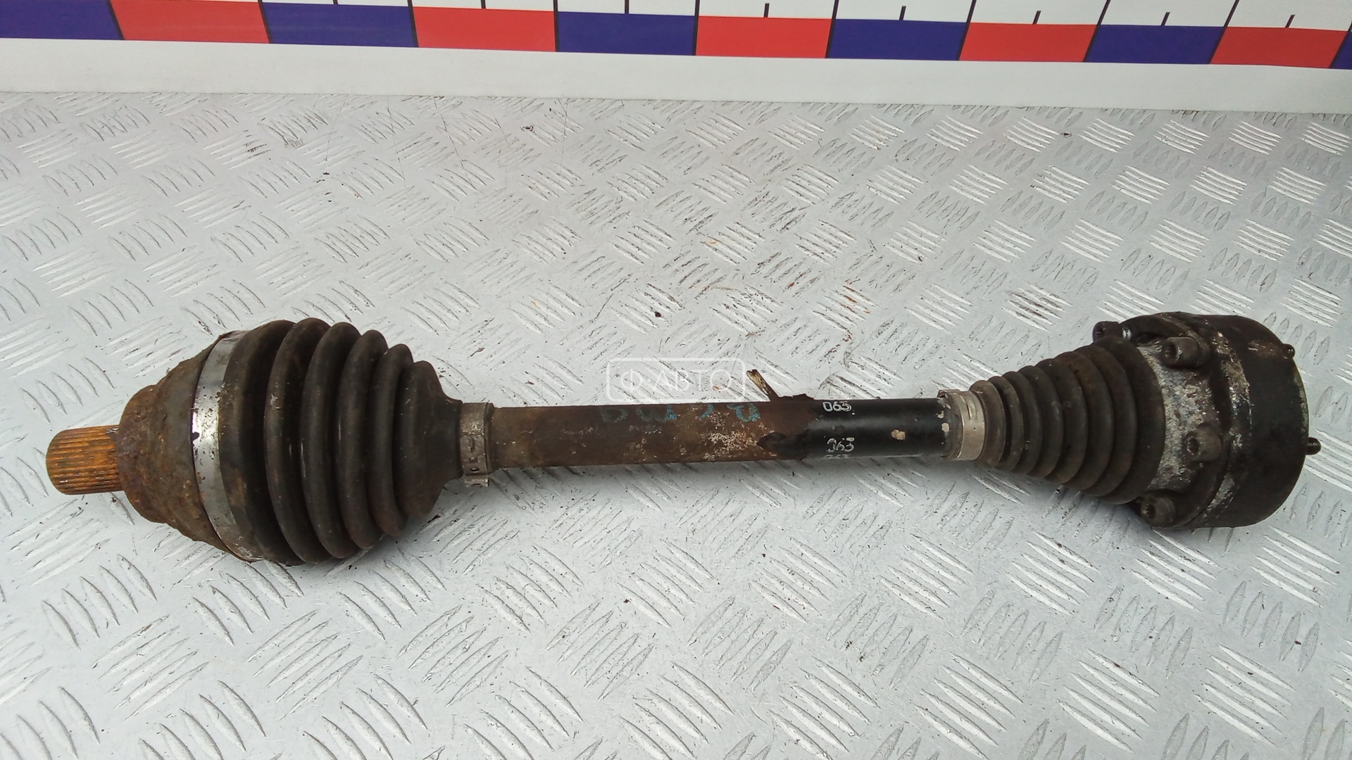 Привод передний левый