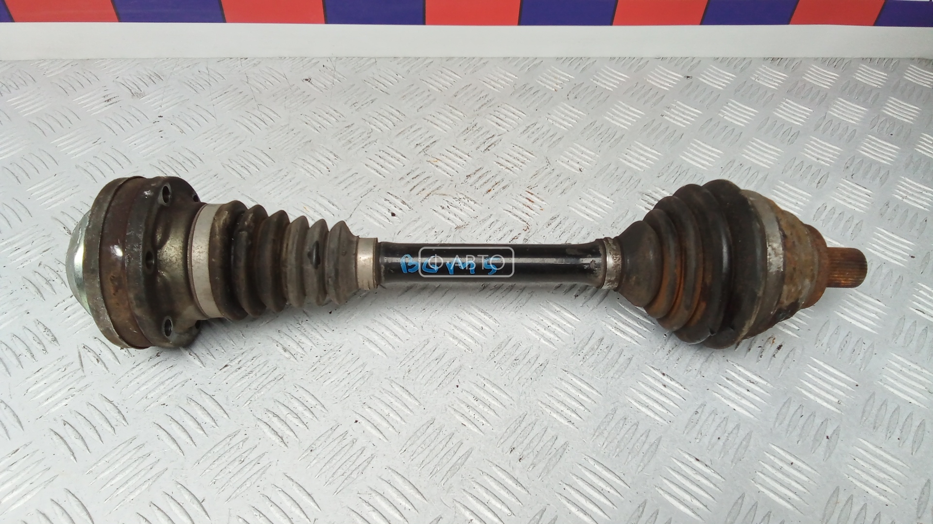 Привод передний левый