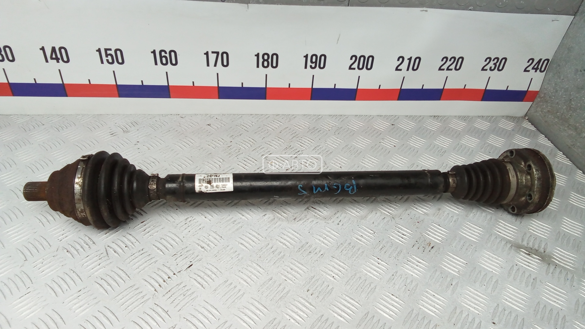 Привод передний правый