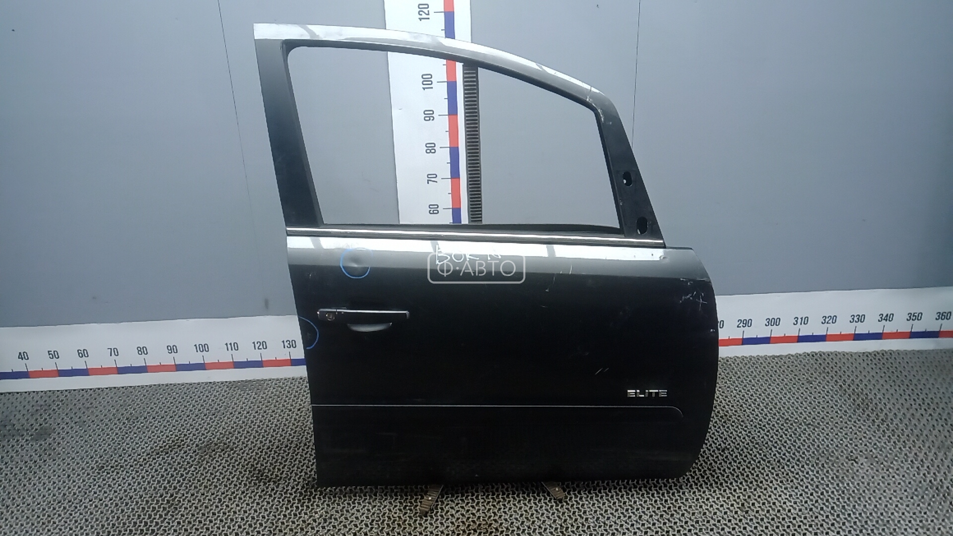 Дверь передняя правая