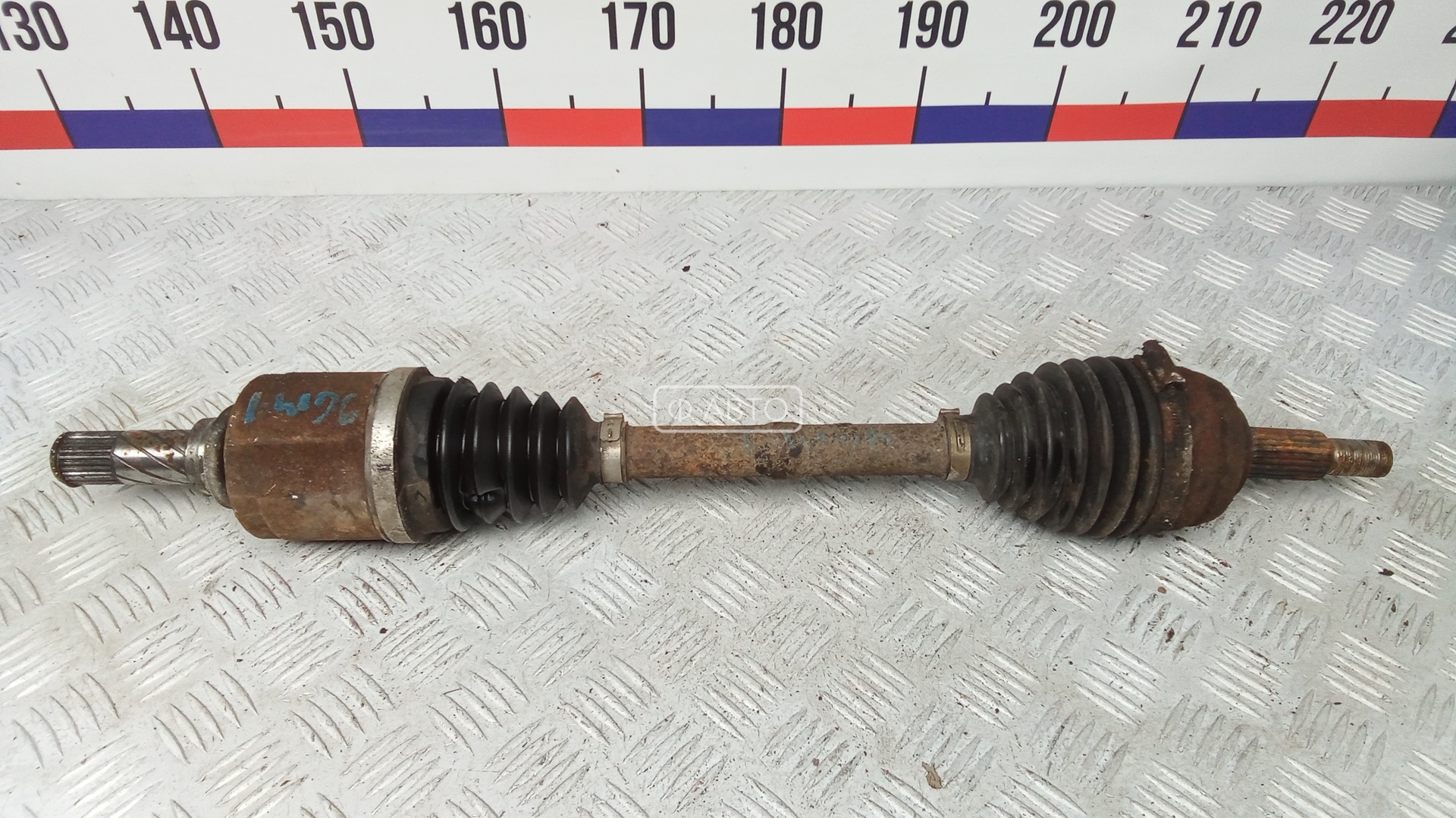 Привод передний левый