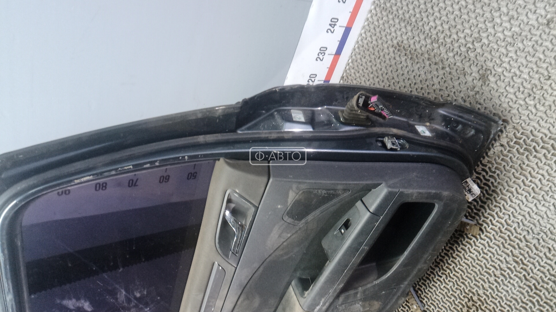 Дверь задняя левая