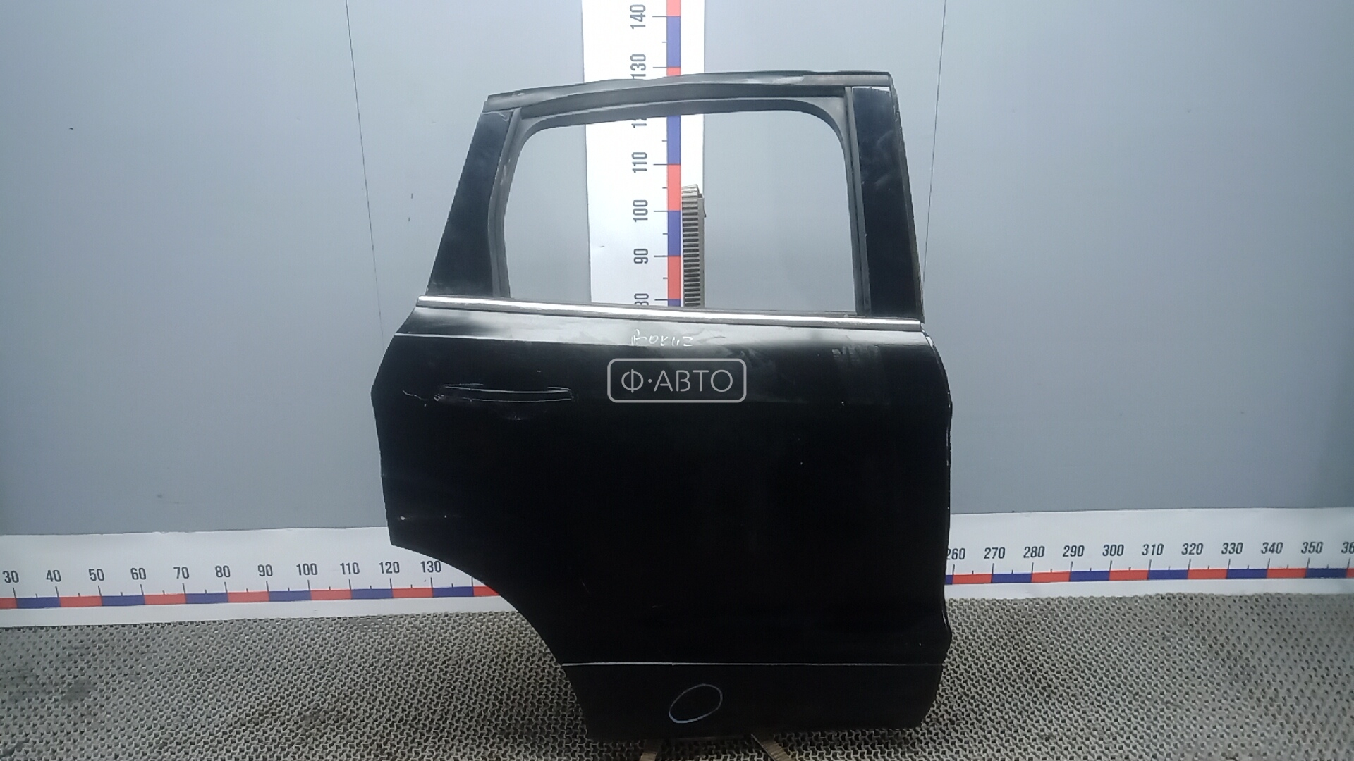 Дверь задняя правая