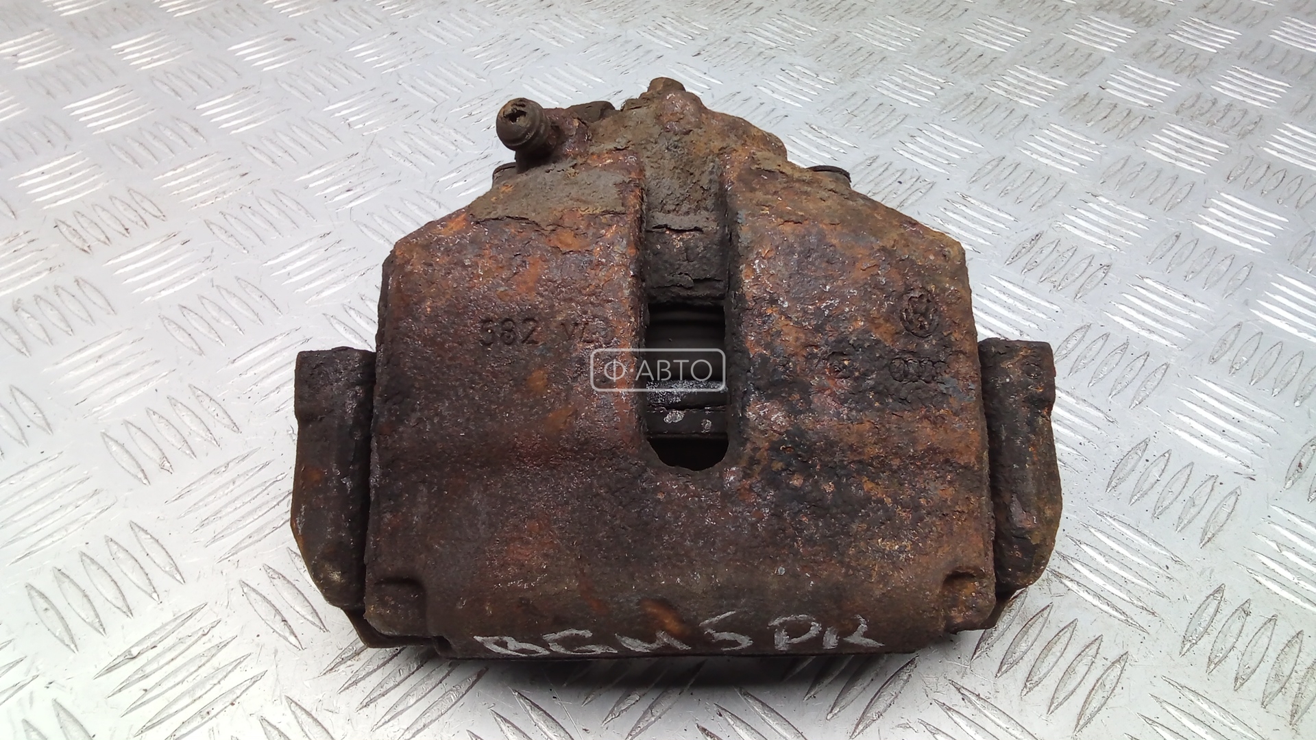 Суппорт тормозной передний правый