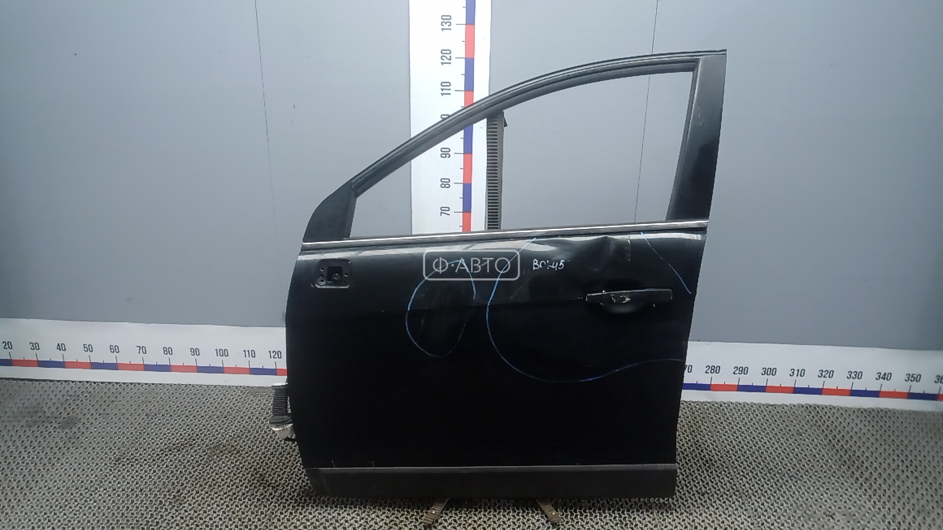 Дверь передняя левая